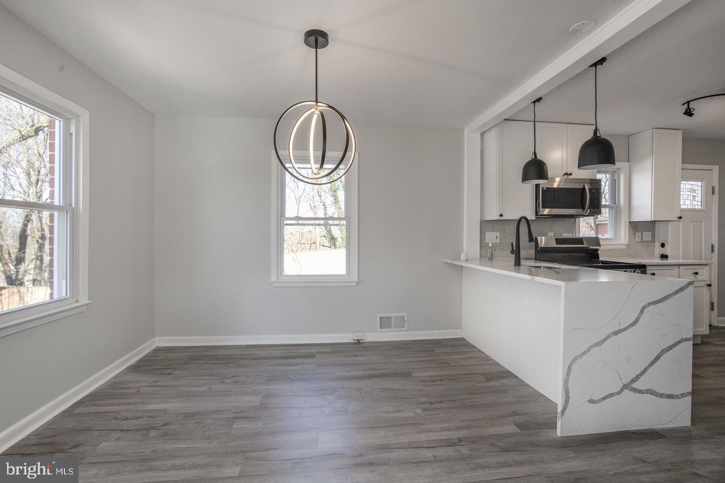 HILLCREST GARDENS - Residential