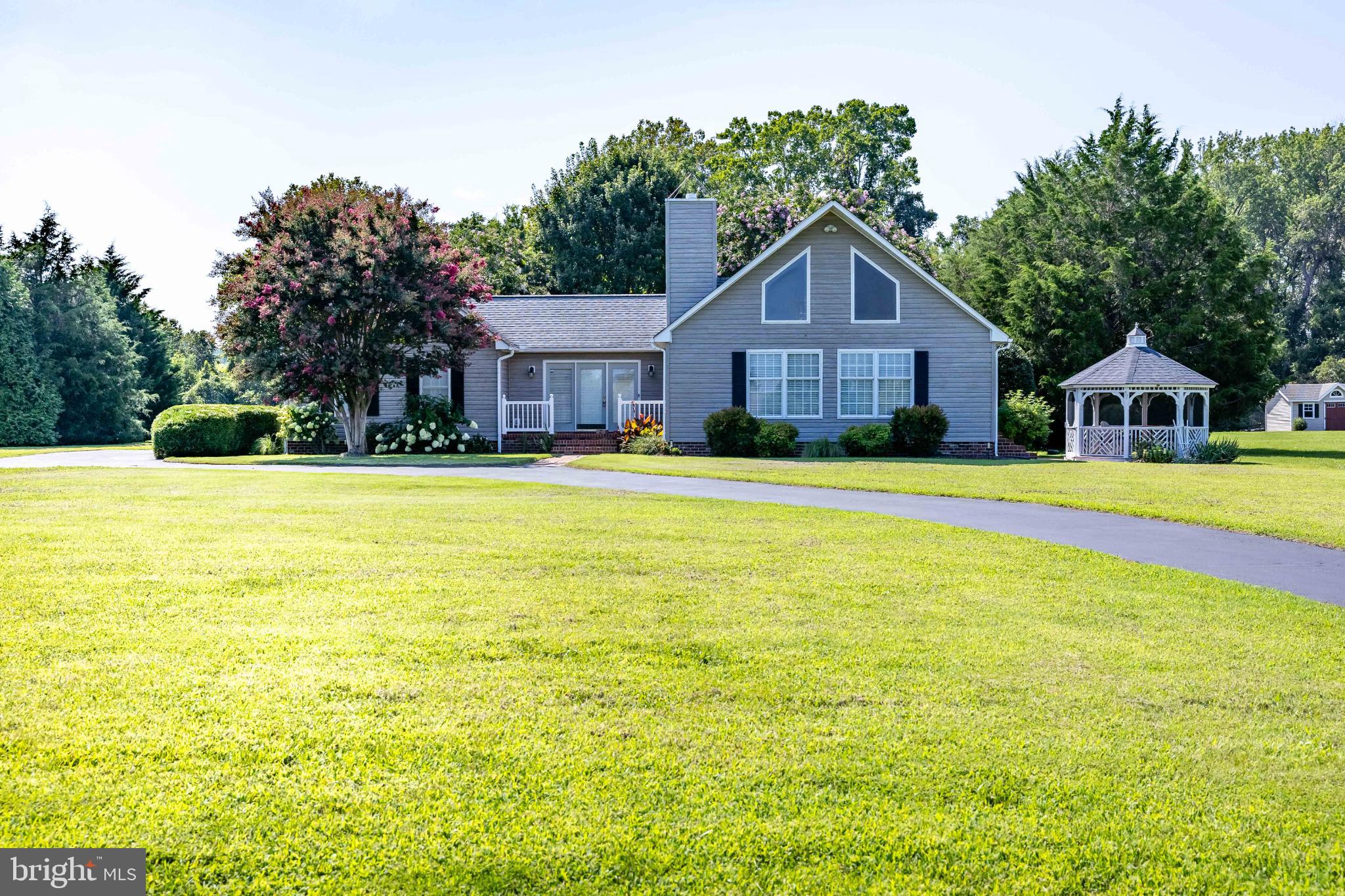 NOMINI BAY FARMS - Residential