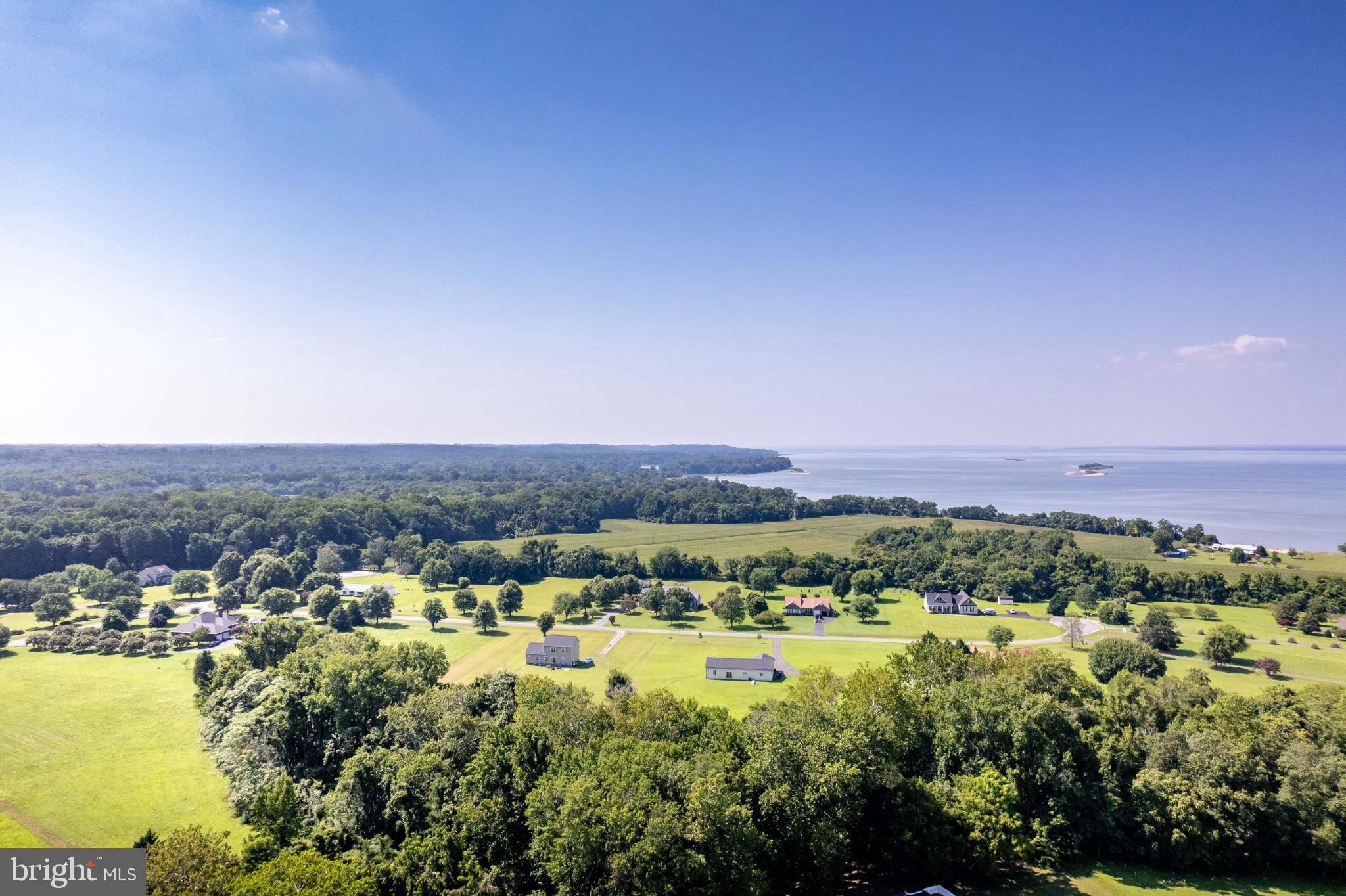 NOMINI BAY FARMS - Residential