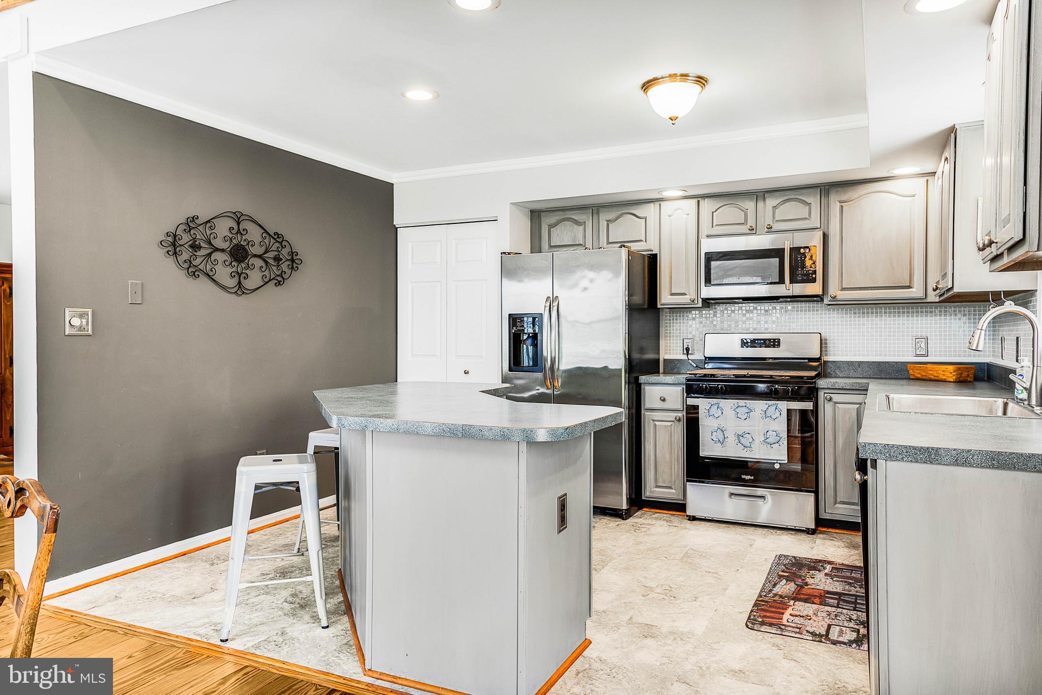 NOMINI BAY FARMS - Residential