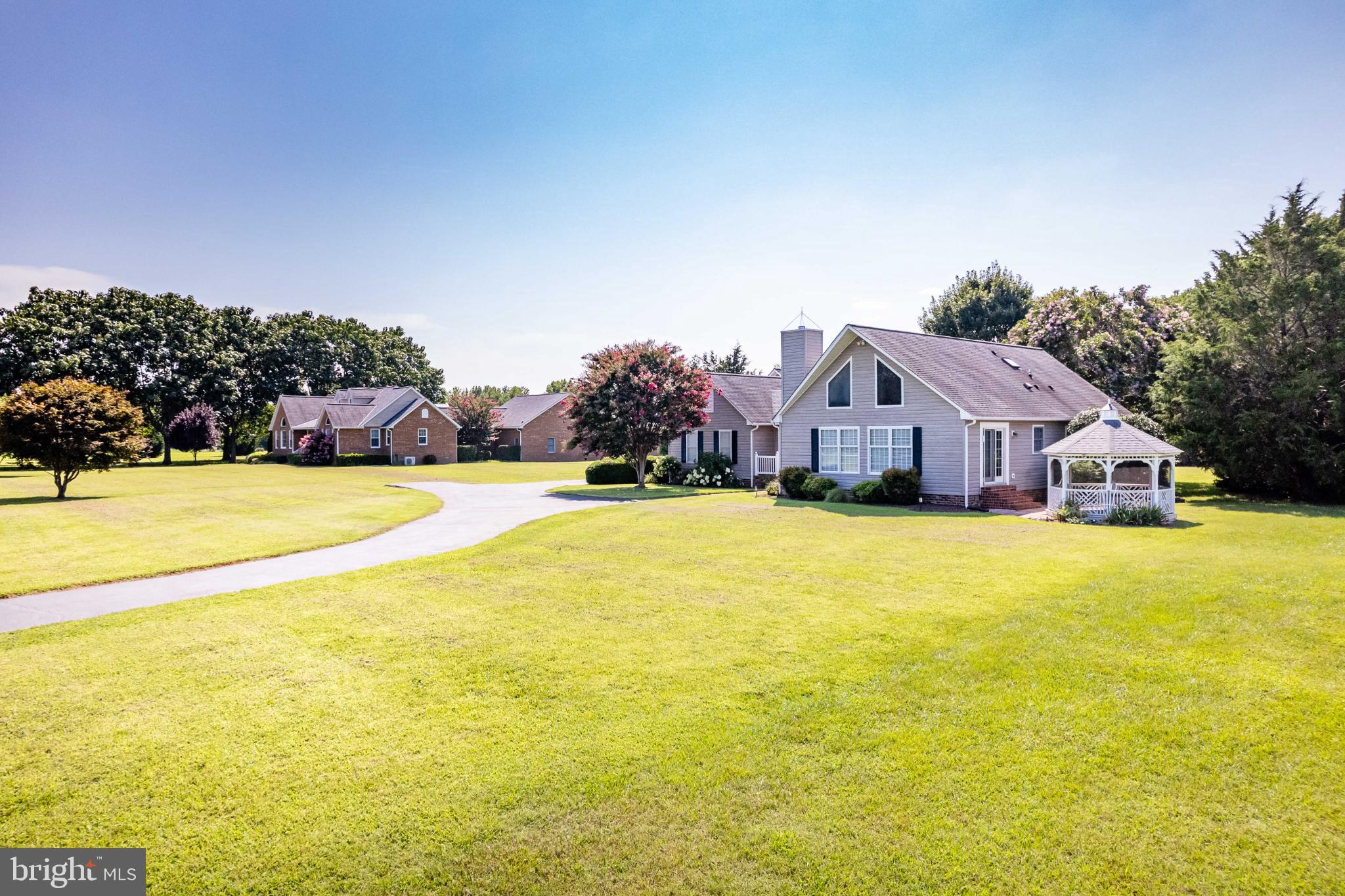 NOMINI BAY FARMS - Residential