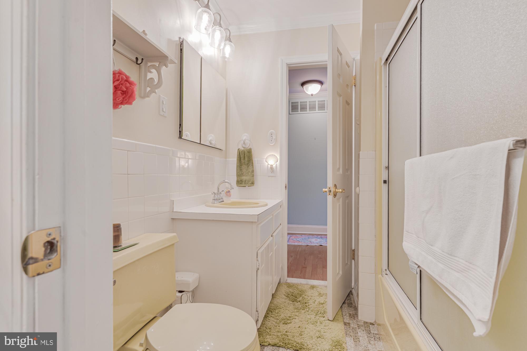 NESHAMINY HILLS - Residential