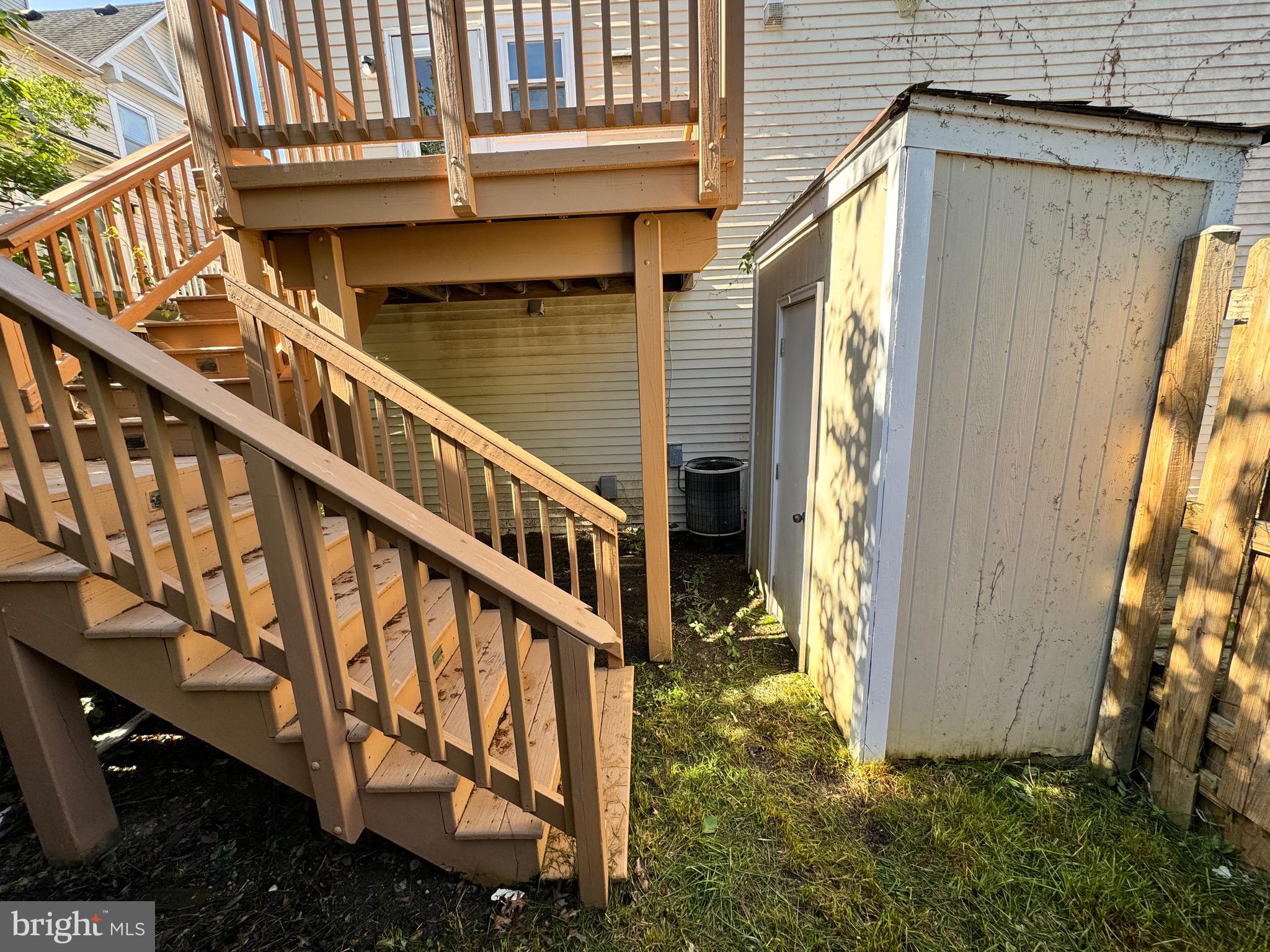 PEMBROOK VILLAGE - Residential Lease