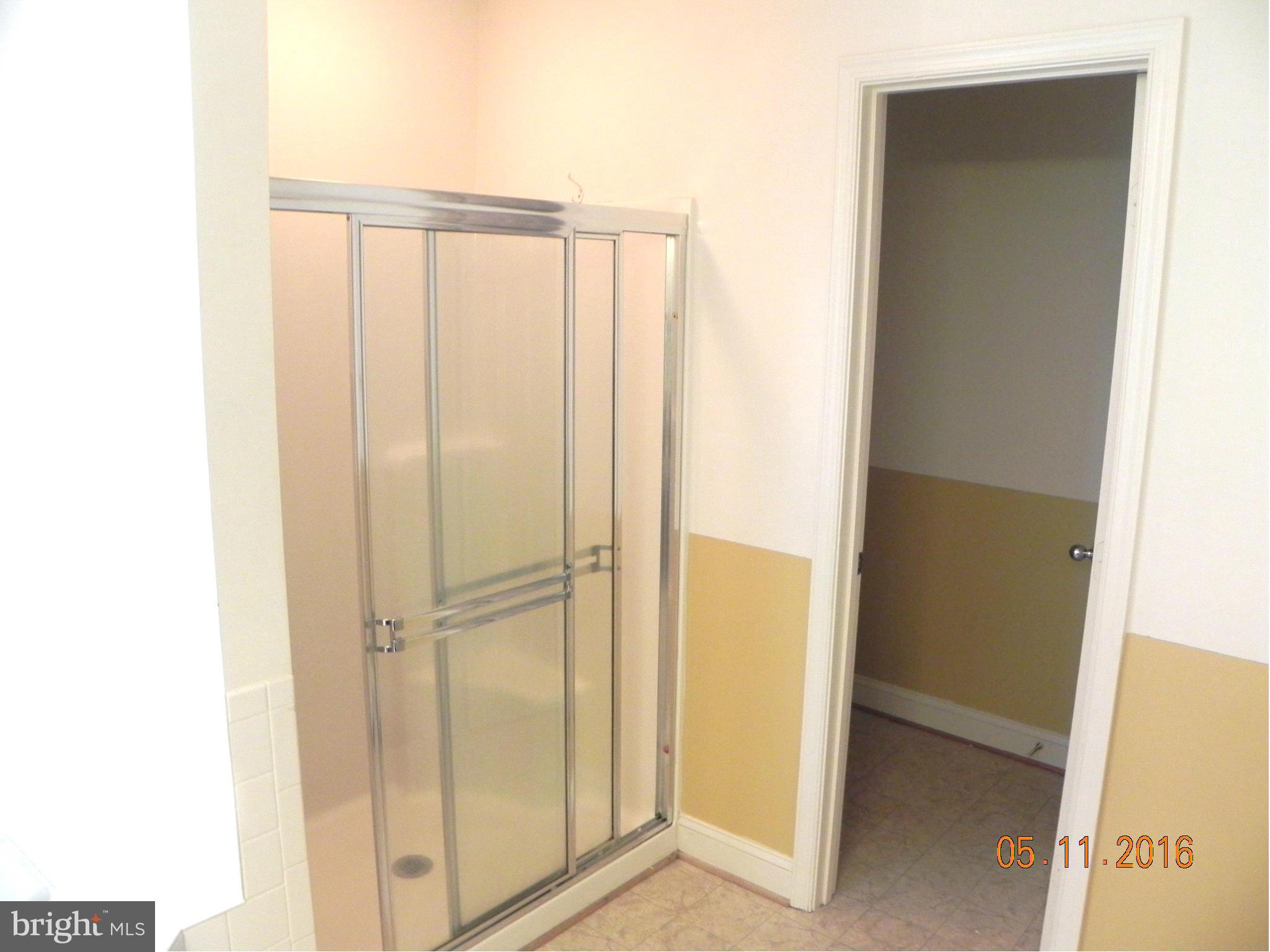 HIGHGROVE SUB - Residential Lease