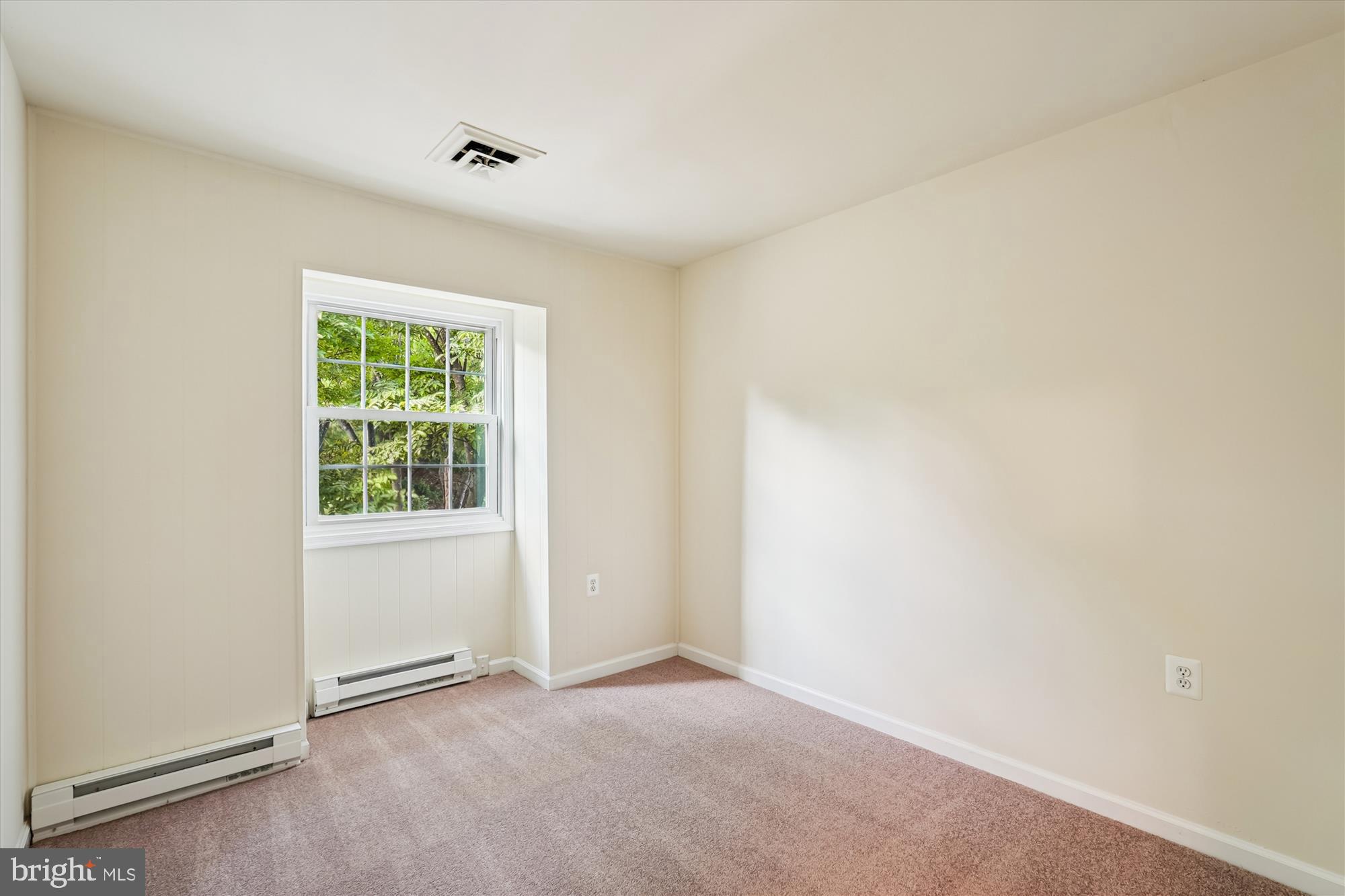 ROCK SPRING - Residential