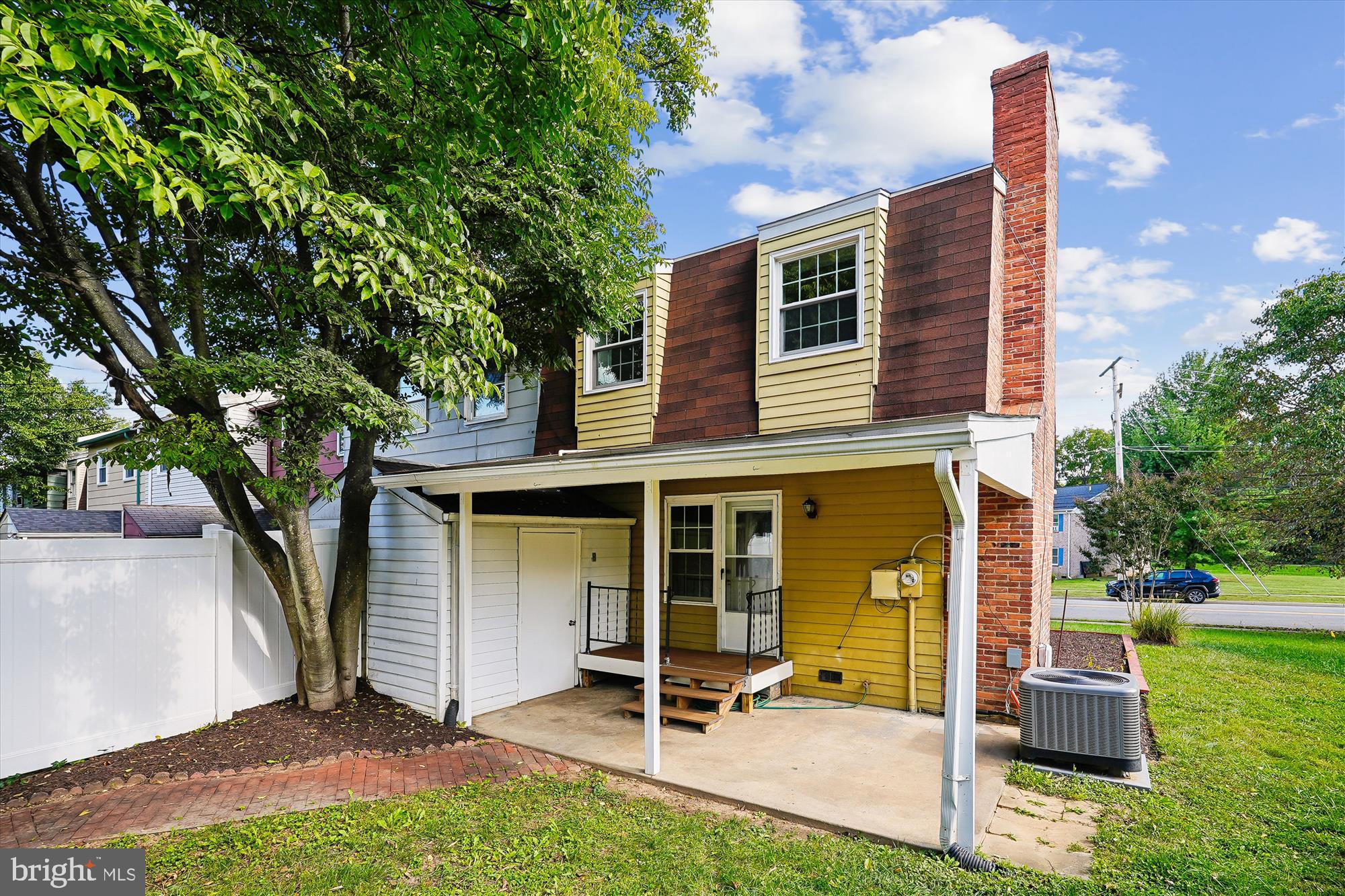 ROCK SPRING - Residential