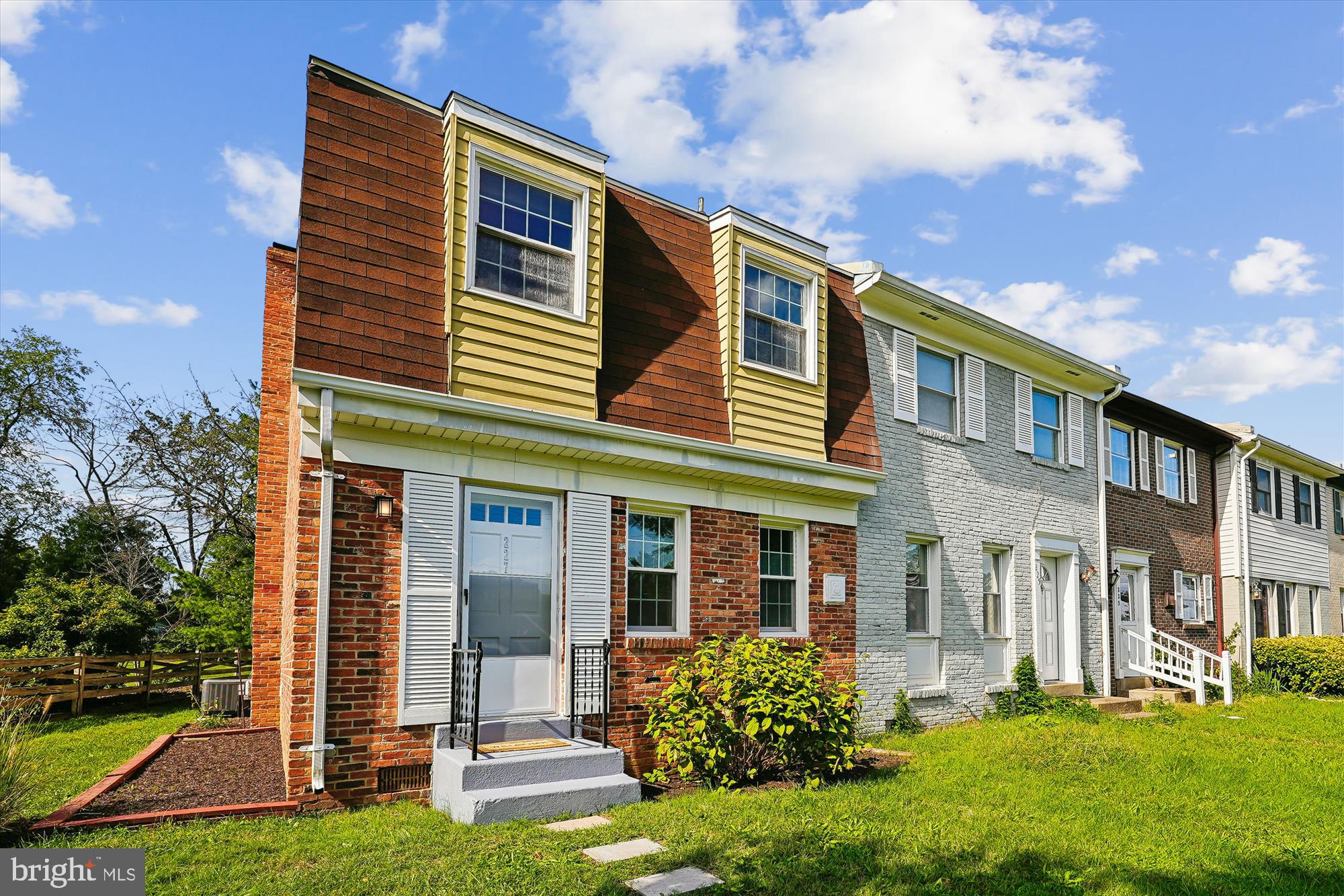 ROCK SPRING - Residential