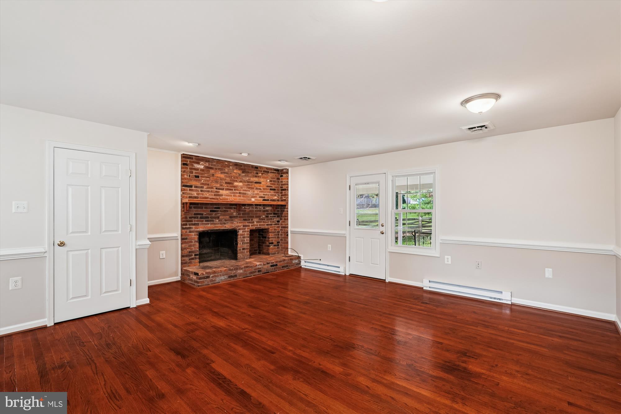 ROCK SPRING - Residential