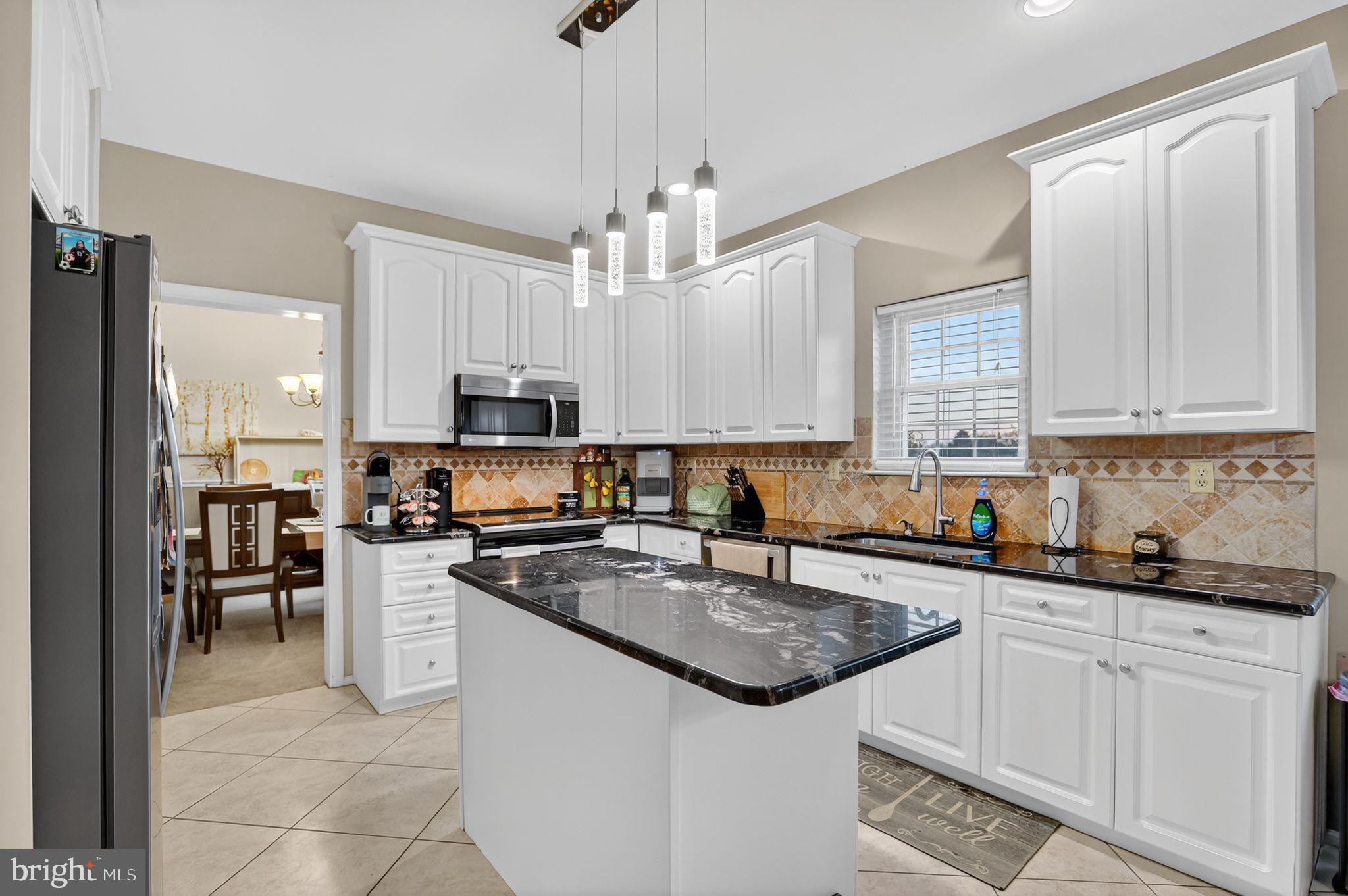 SUNSET RIDGE - Residential