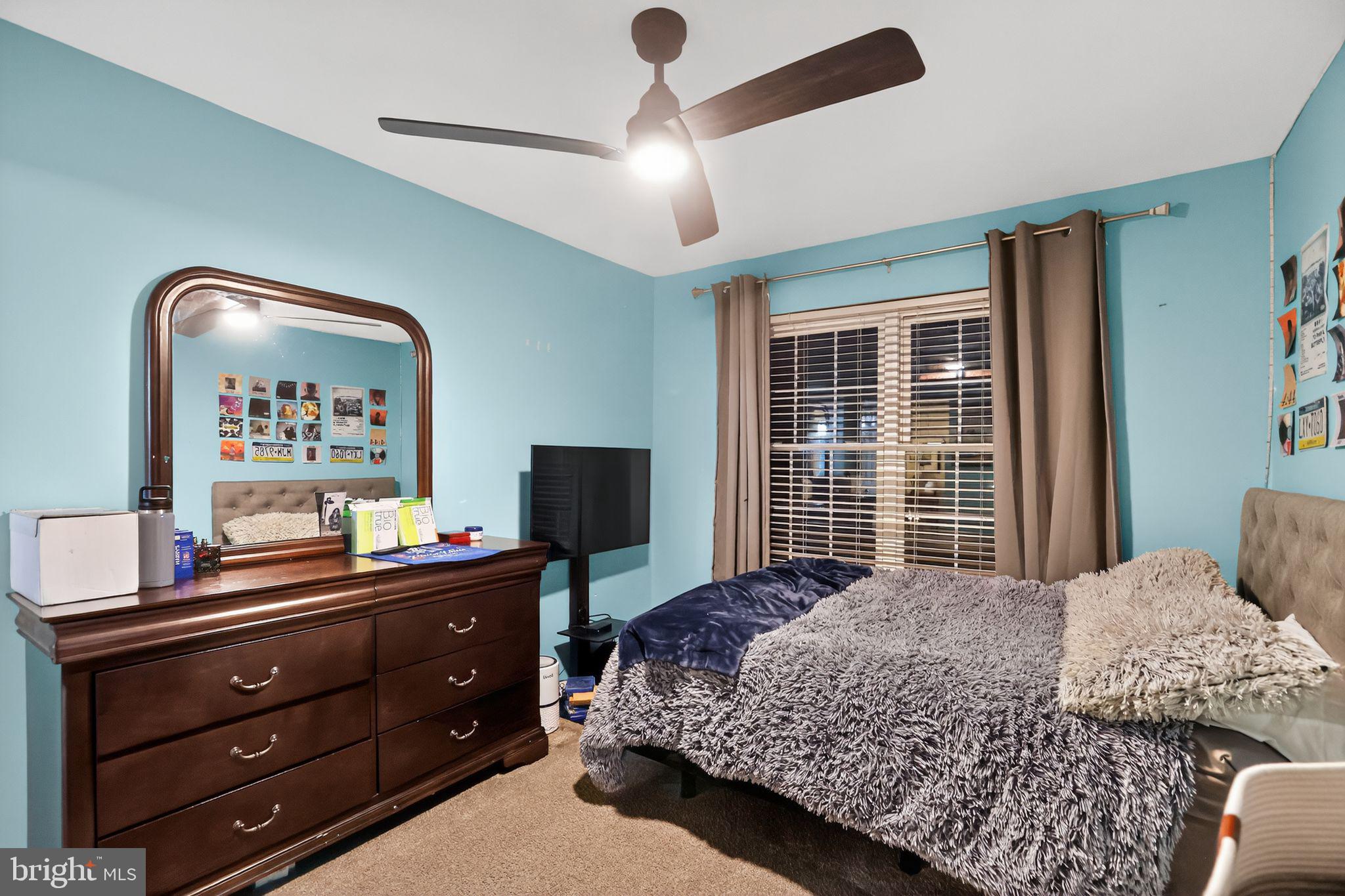 SUNSET RIDGE - Residential