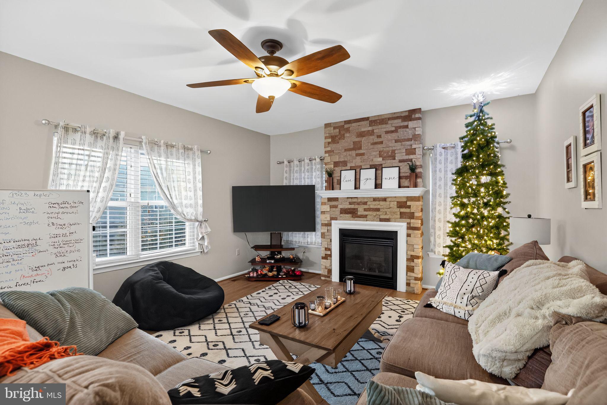 SUNSET RIDGE - Residential