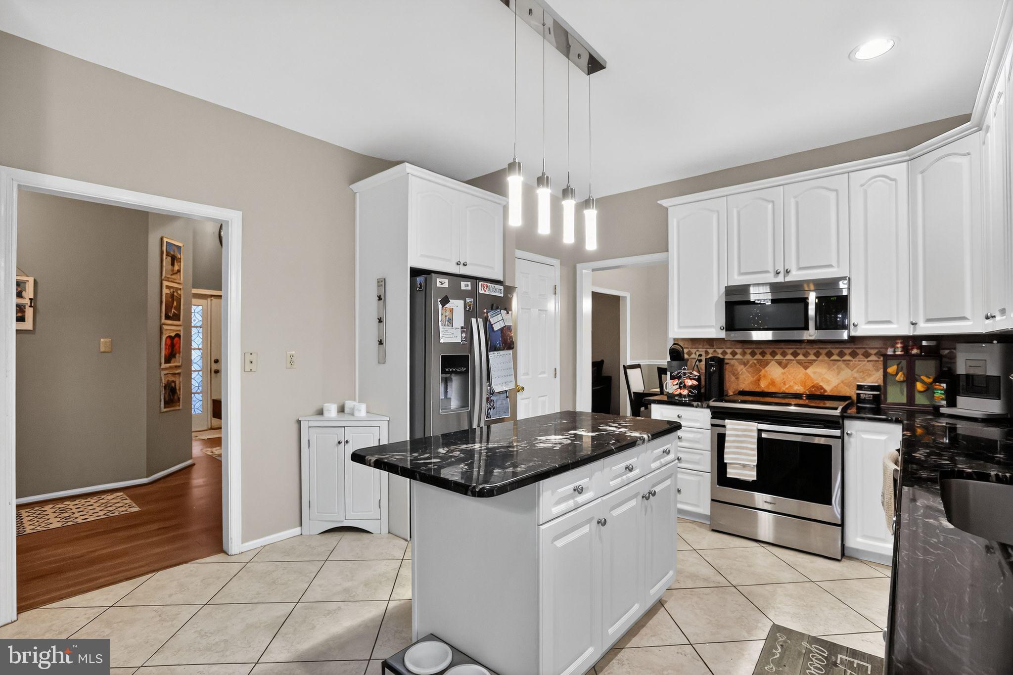 SUNSET RIDGE - Residential