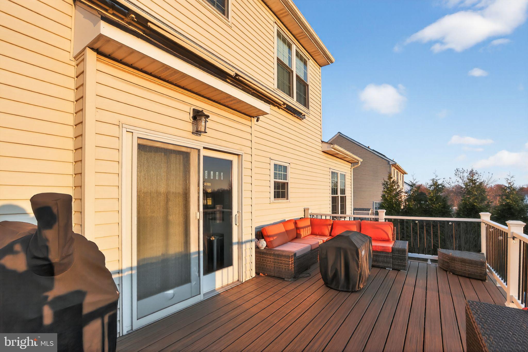 SUNSET RIDGE - Residential