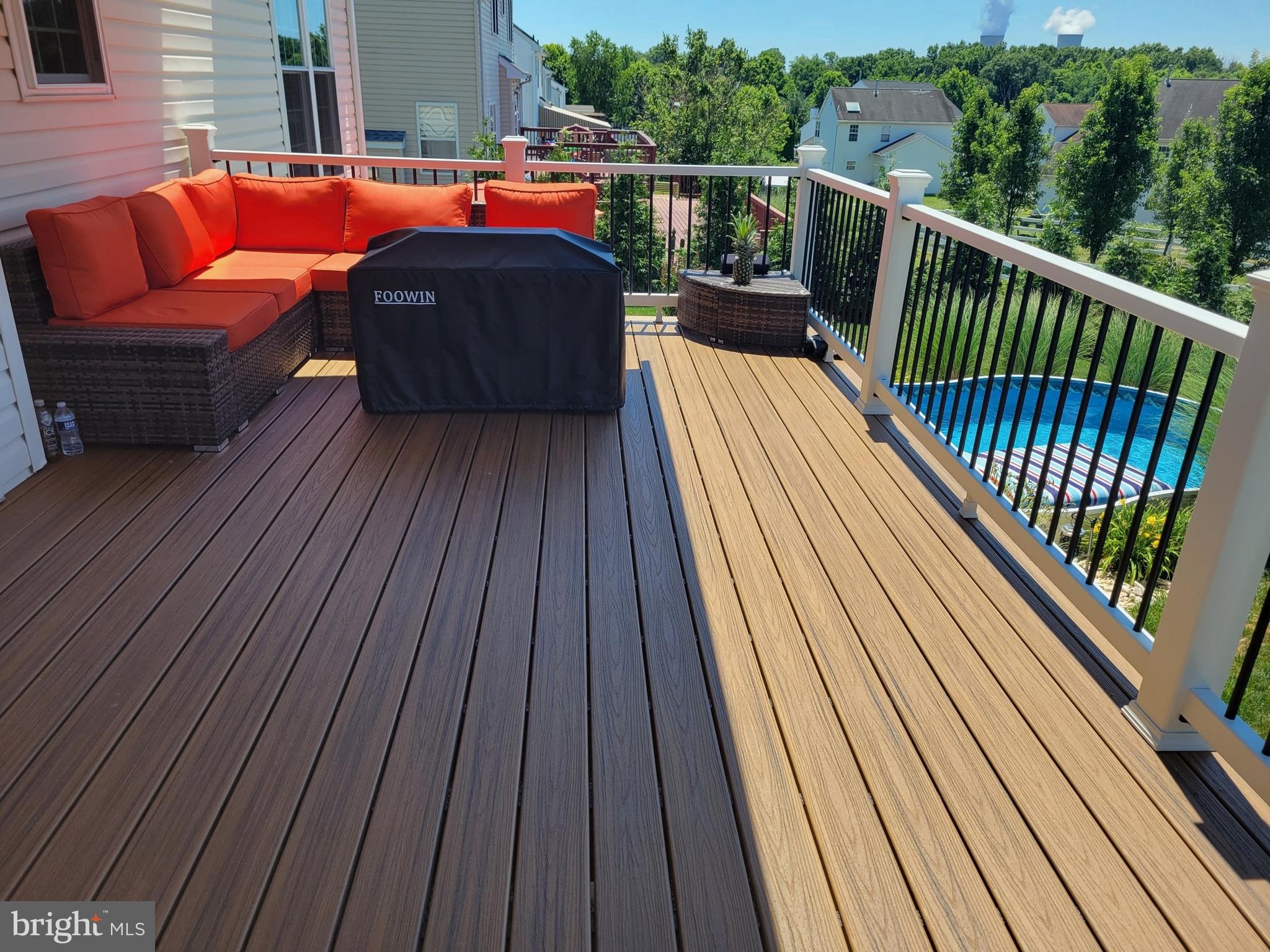 SUNSET RIDGE - Residential