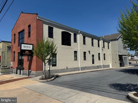 617 N PRINCE STREET B LANCASTER PA 17603