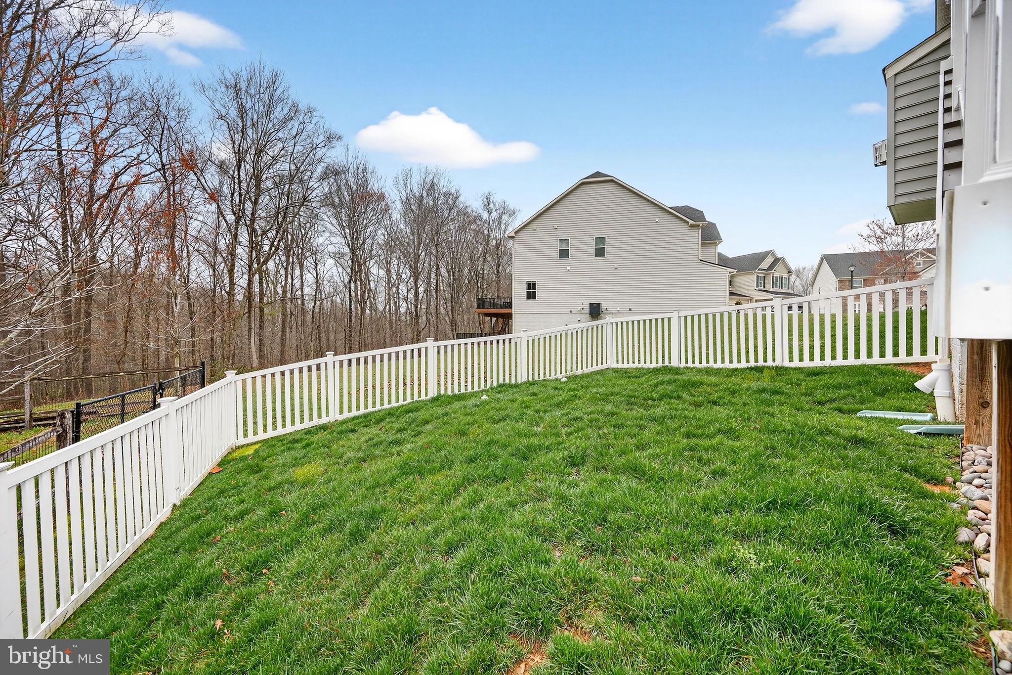 MAGNESS MILL - Residential