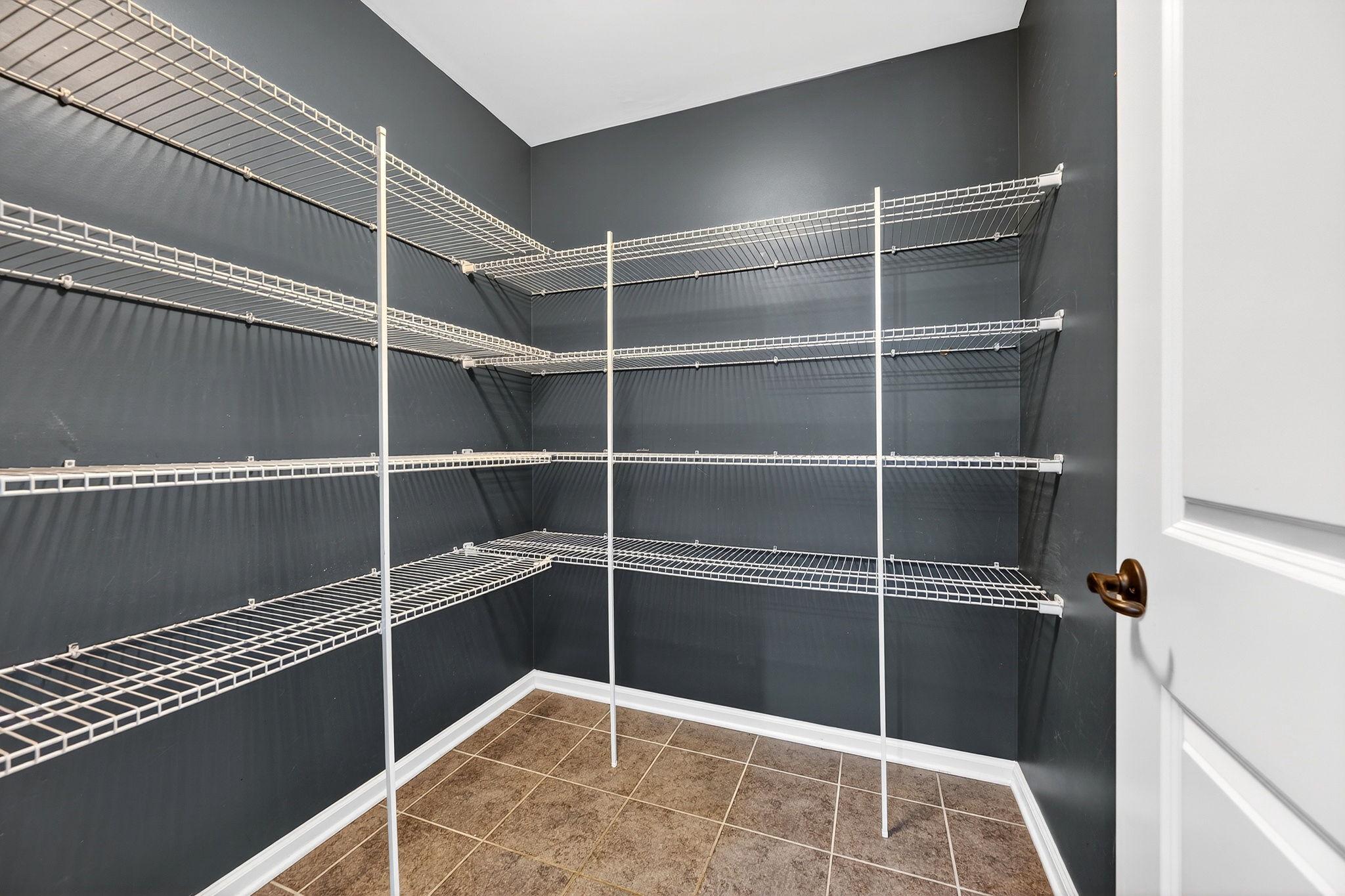 MAGNESS MILL - Residential