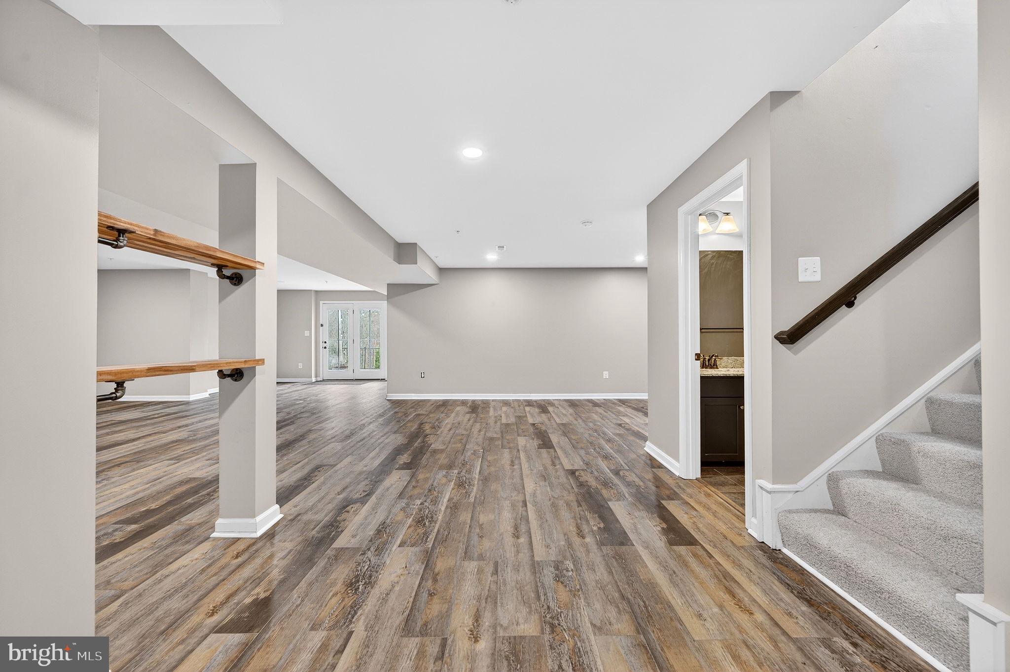 MAGNESS MILL - Residential