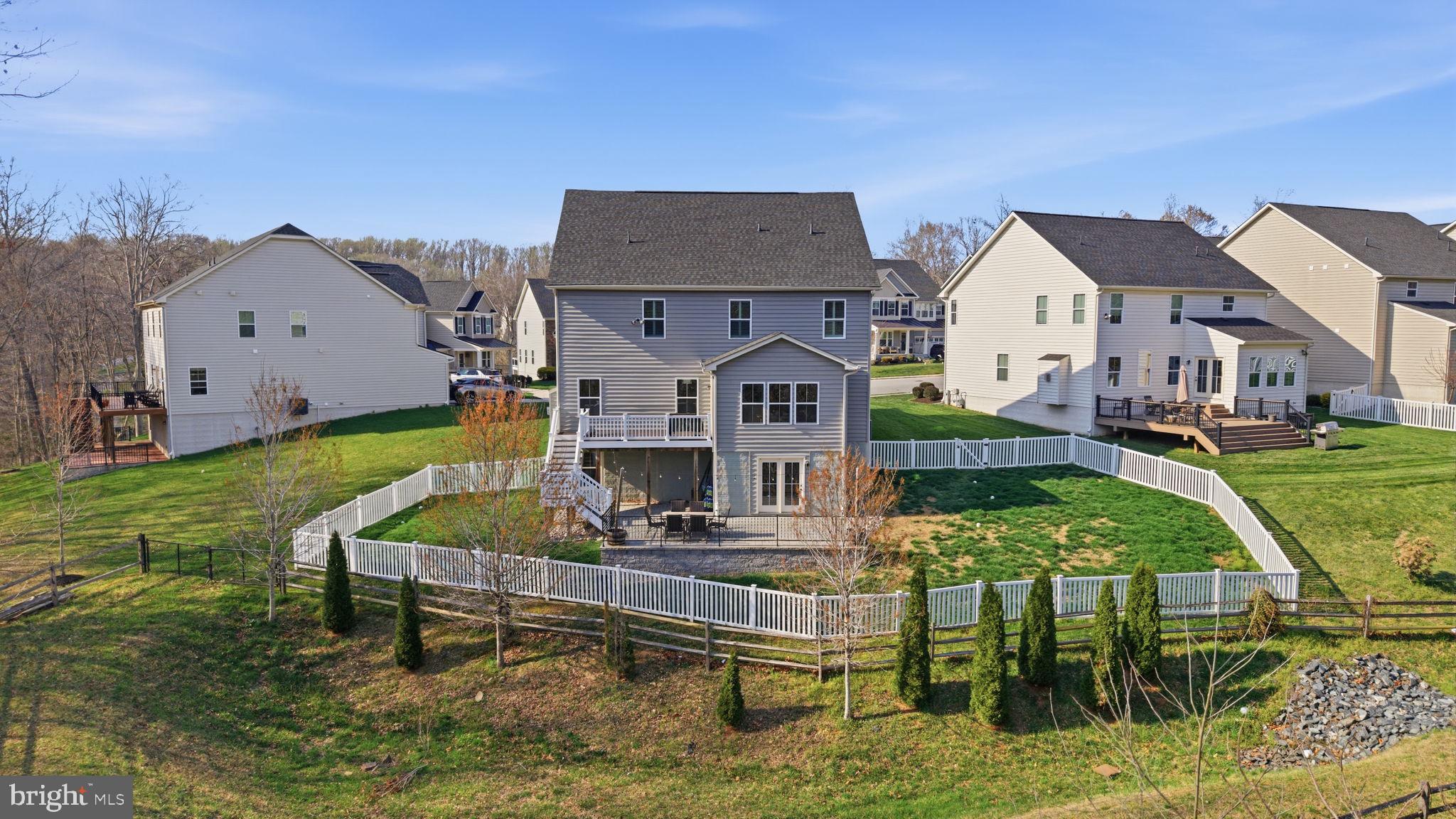 MAGNESS MILL - Residential