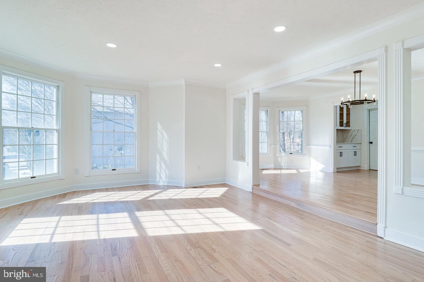 HAMPTON FOREST - Residential