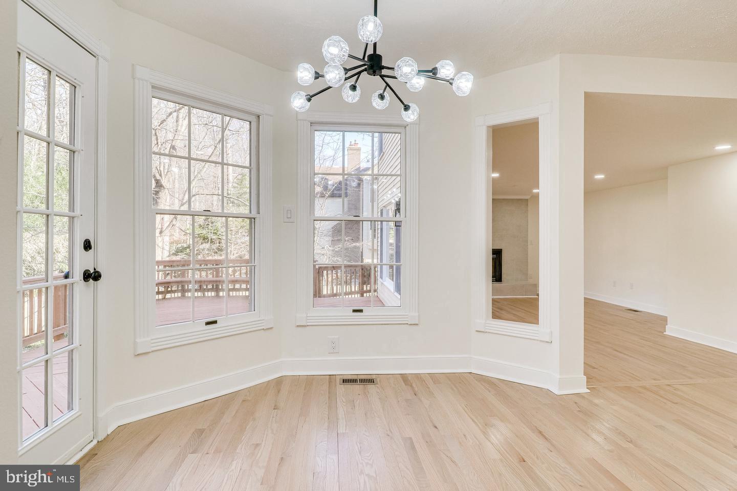 HAMPTON FOREST - Residential