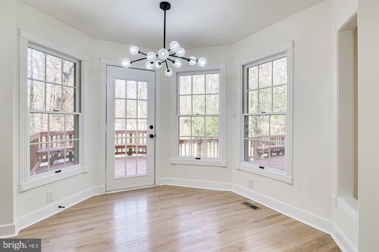 HAMPTON FOREST - Residential