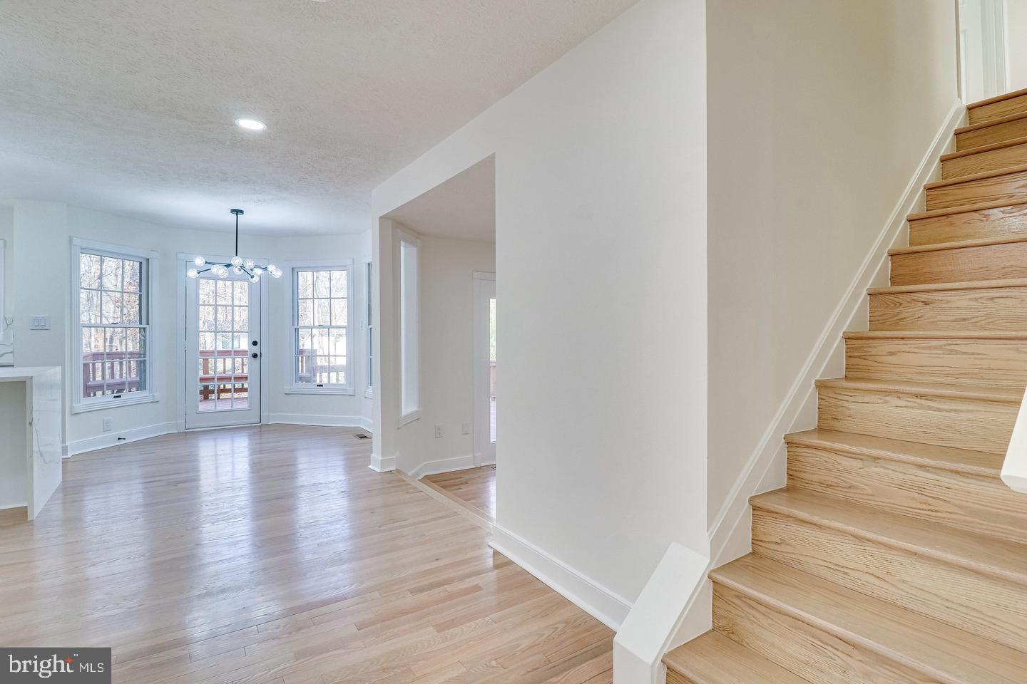 HAMPTON FOREST - Residential