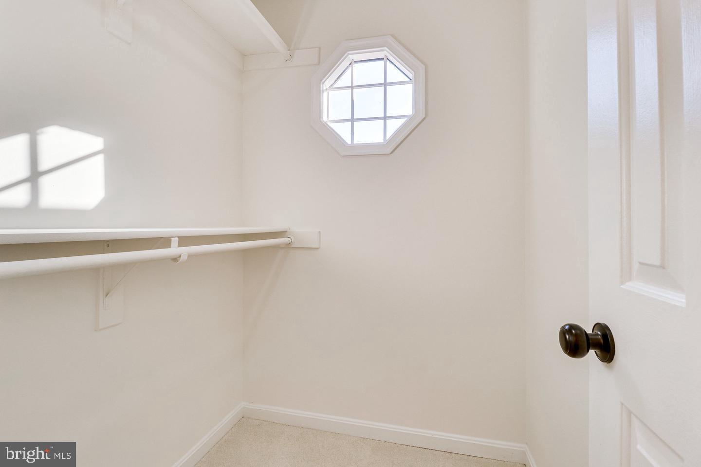 HAMPTON FOREST - Residential