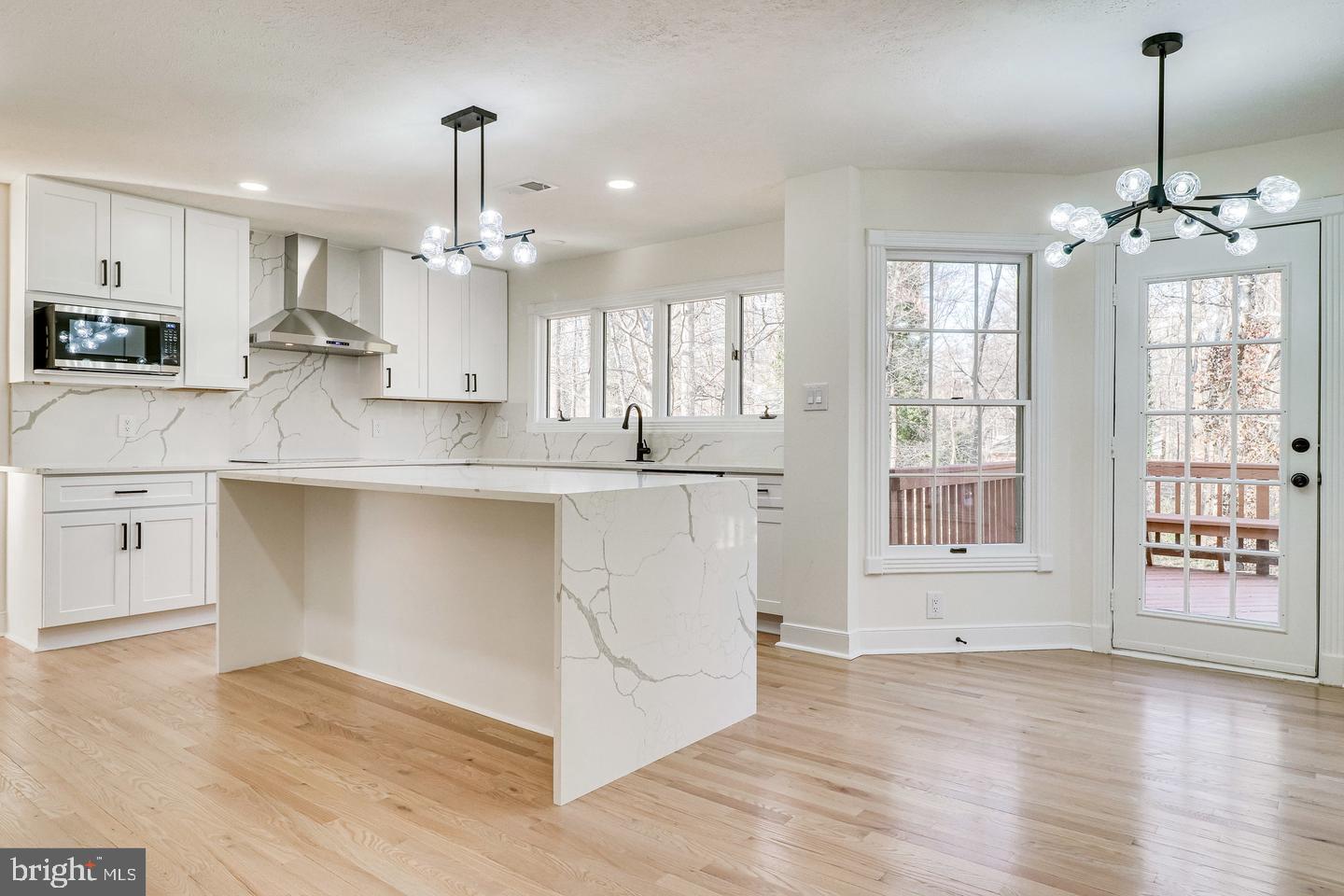 HAMPTON FOREST - Residential