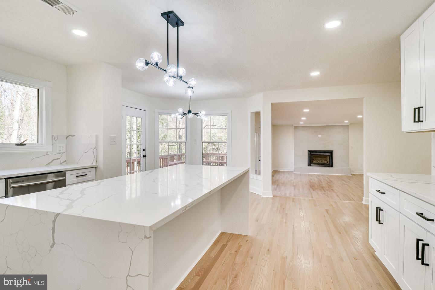 HAMPTON FOREST - Residential