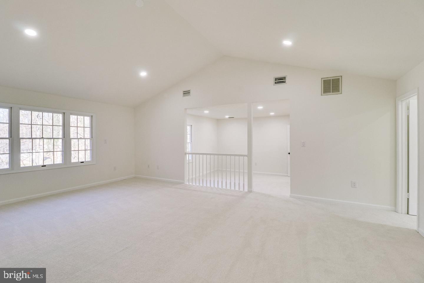 HAMPTON FOREST - Residential