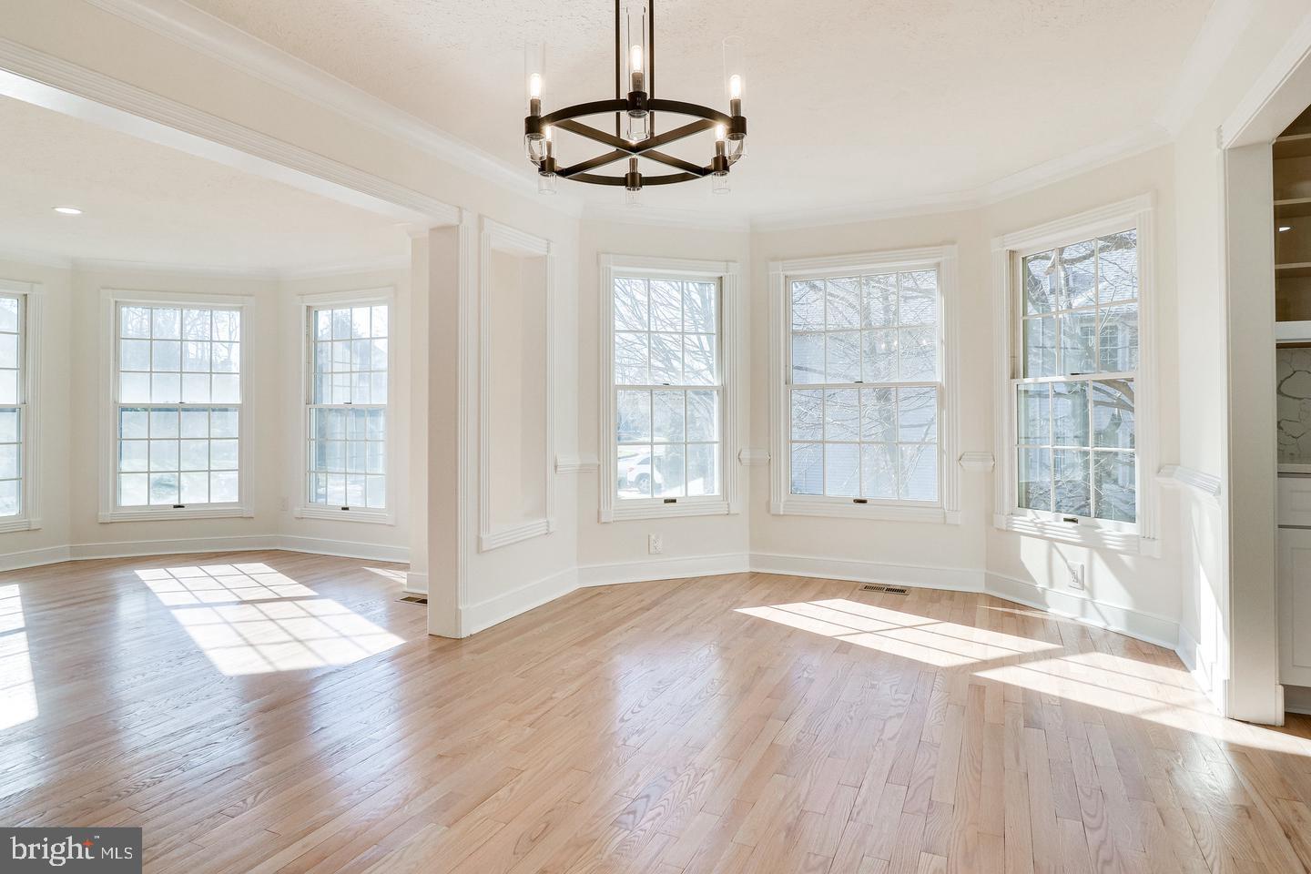 HAMPTON FOREST - Residential