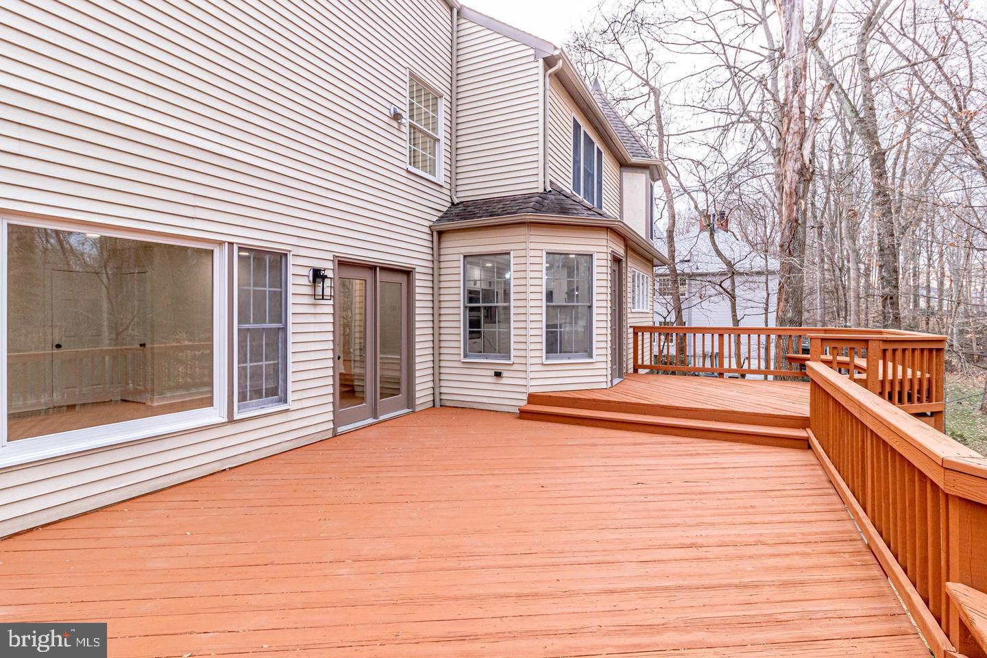 HAMPTON FOREST - Residential