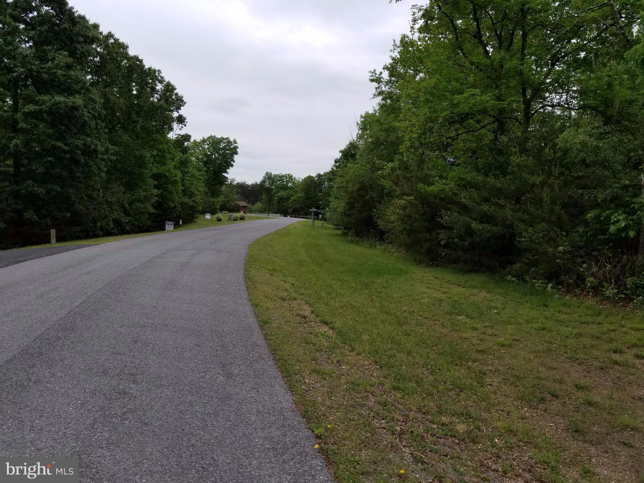 CACAPON SOUTH - Land