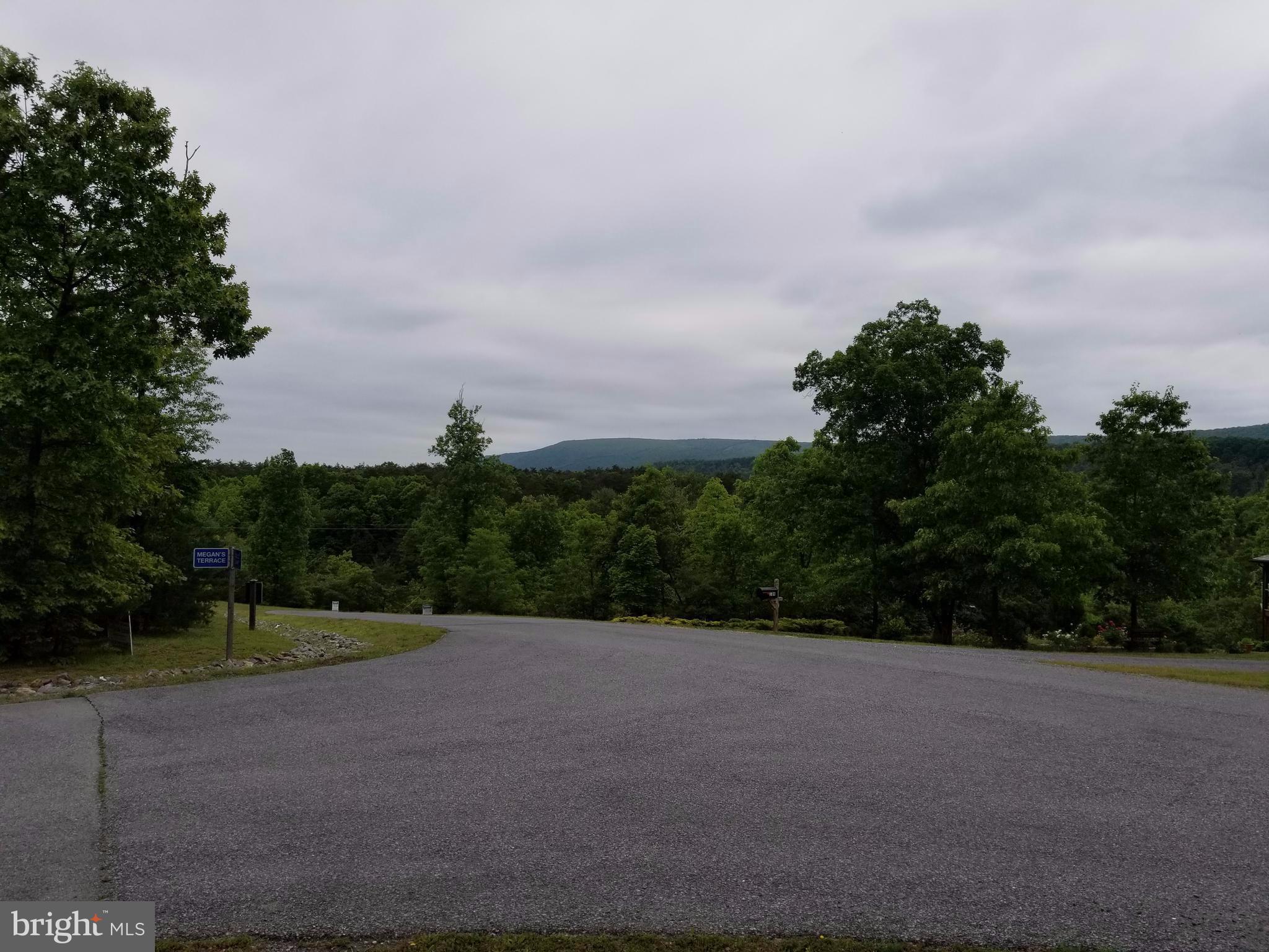 CACAPON SOUTH - Land