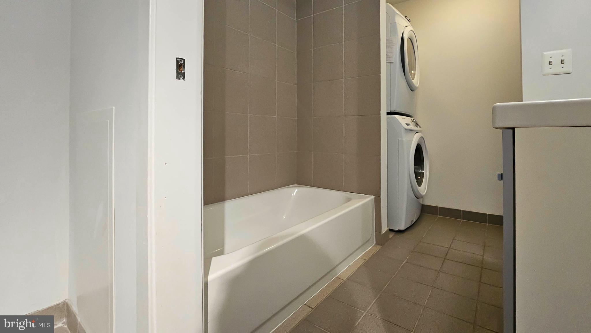 NORTHERN LIBERTIES - Residential Lease