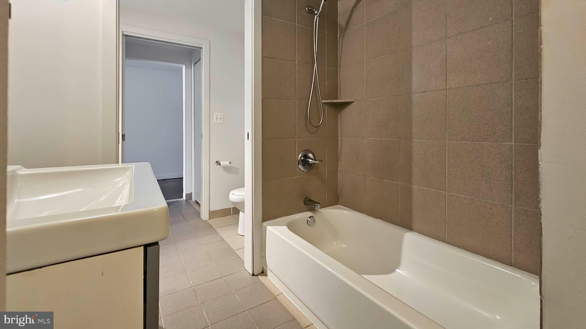 NORTHERN LIBERTIES - Residential Lease