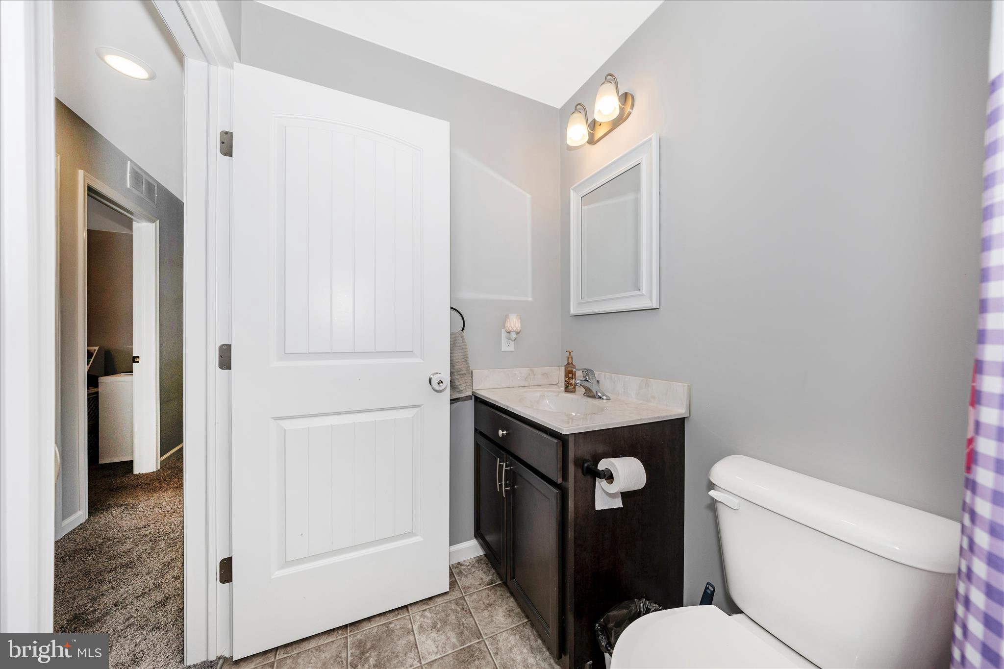 CAPITAL ESTATES - Residential