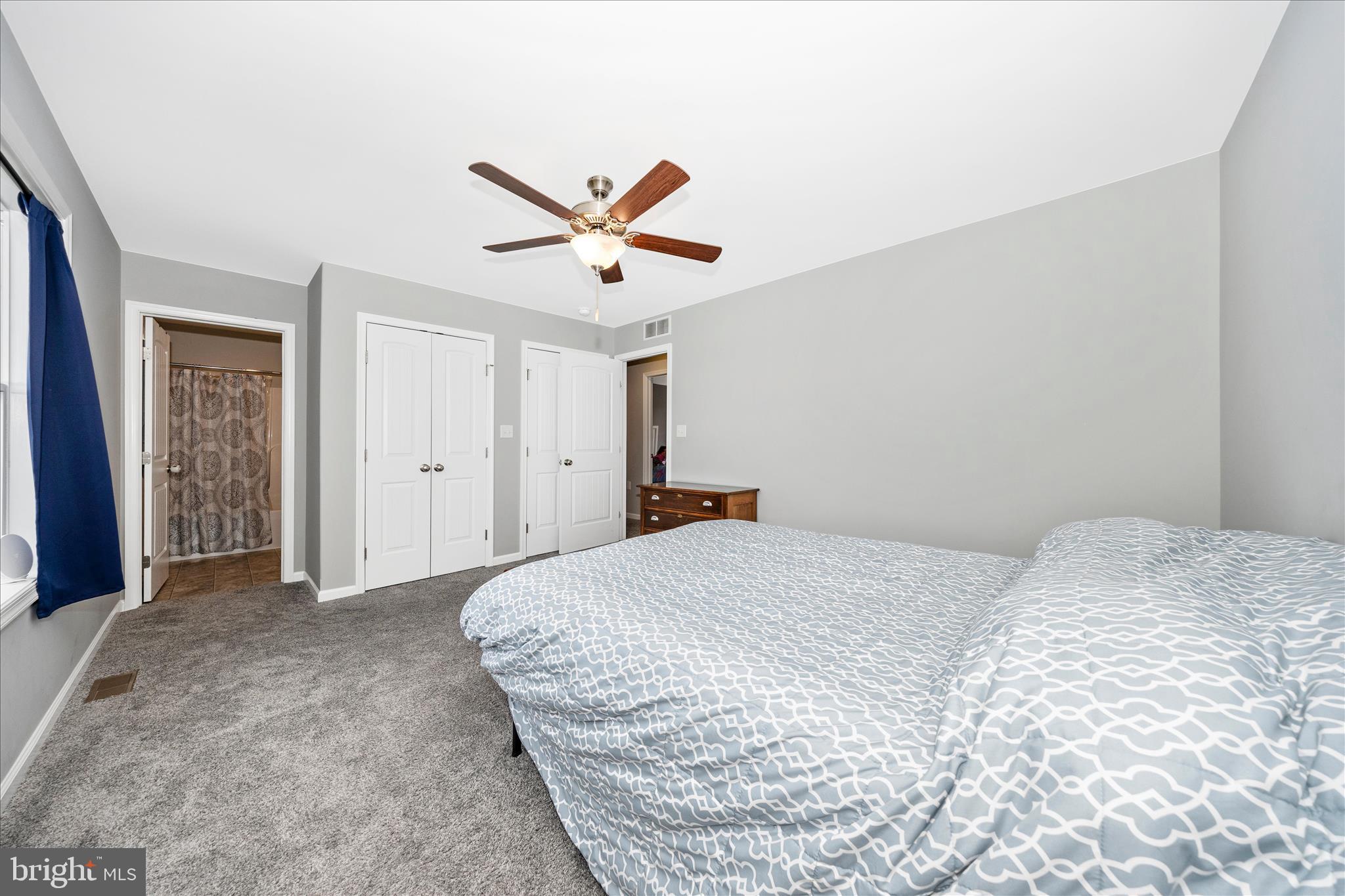 CAPITAL ESTATES - Residential