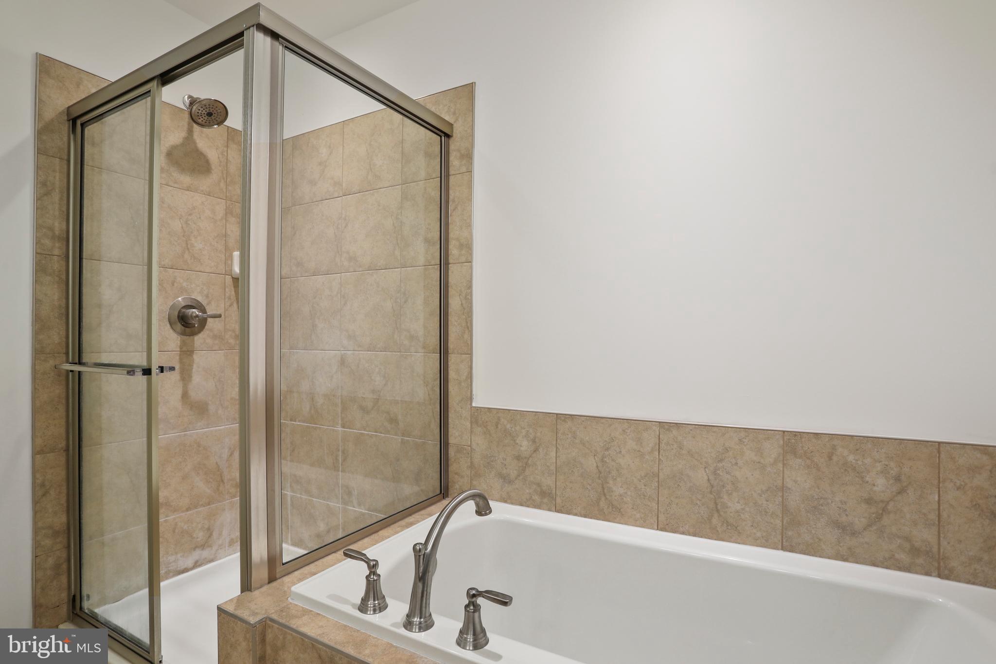 MCCAULEY CROSSING - Residential