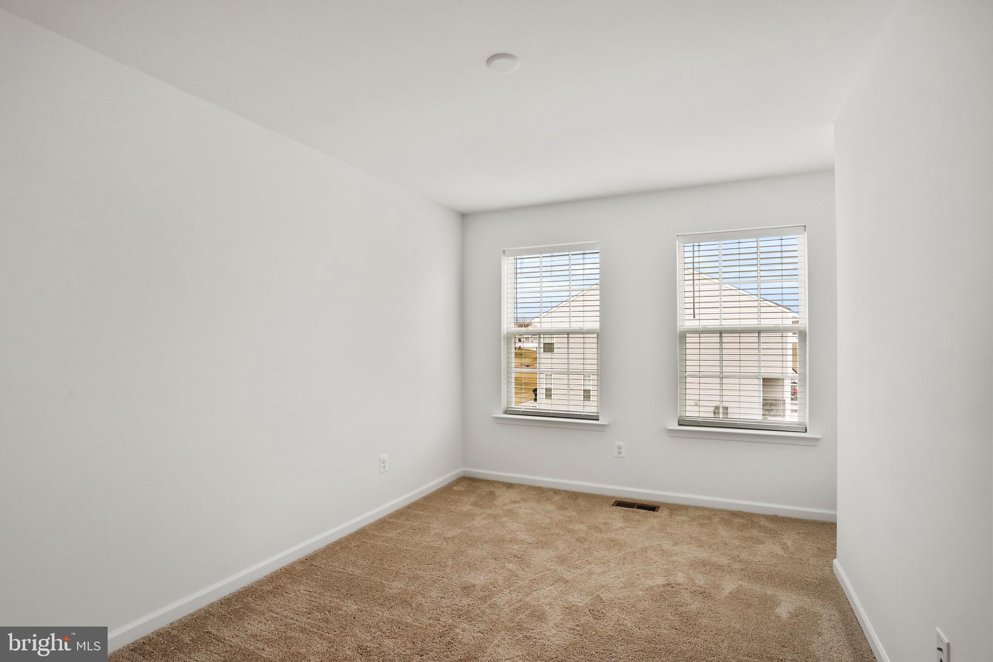 MCCAULEY CROSSING - Residential