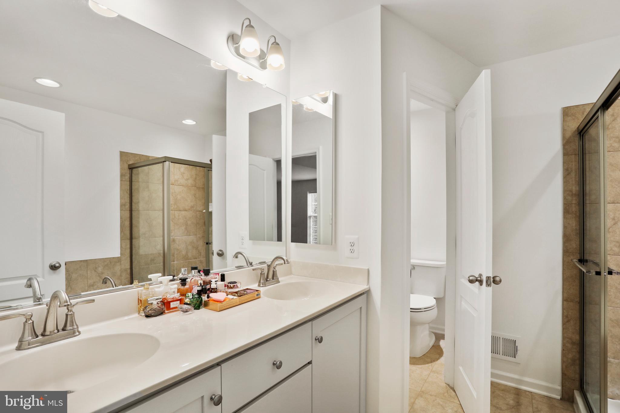 MCCAULEY CROSSING - Residential