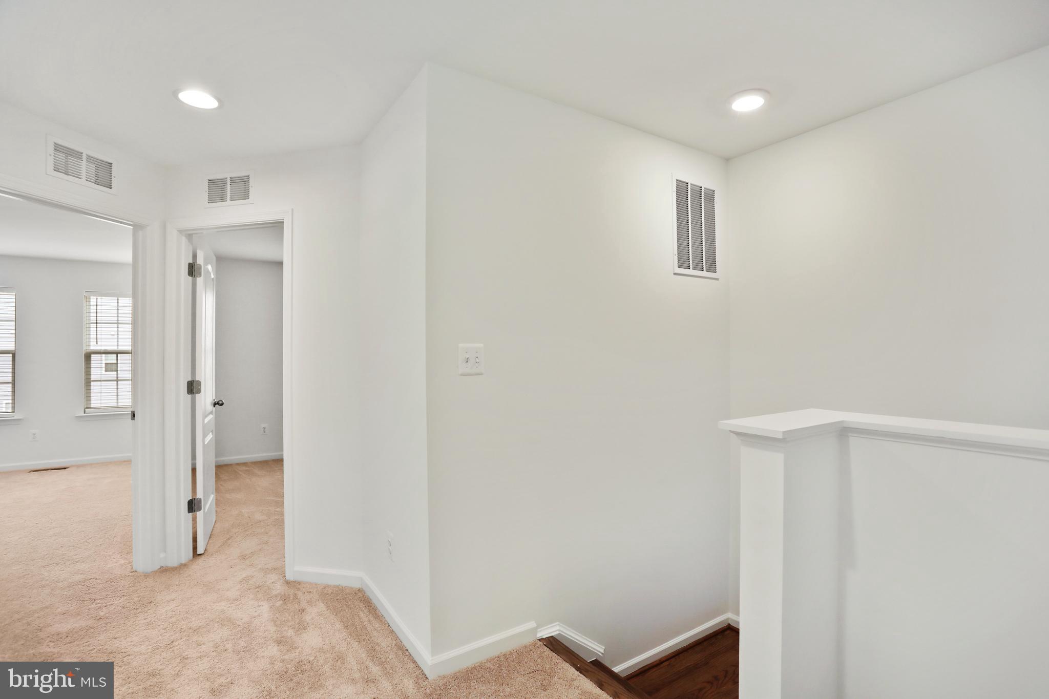 MCCAULEY CROSSING - Residential