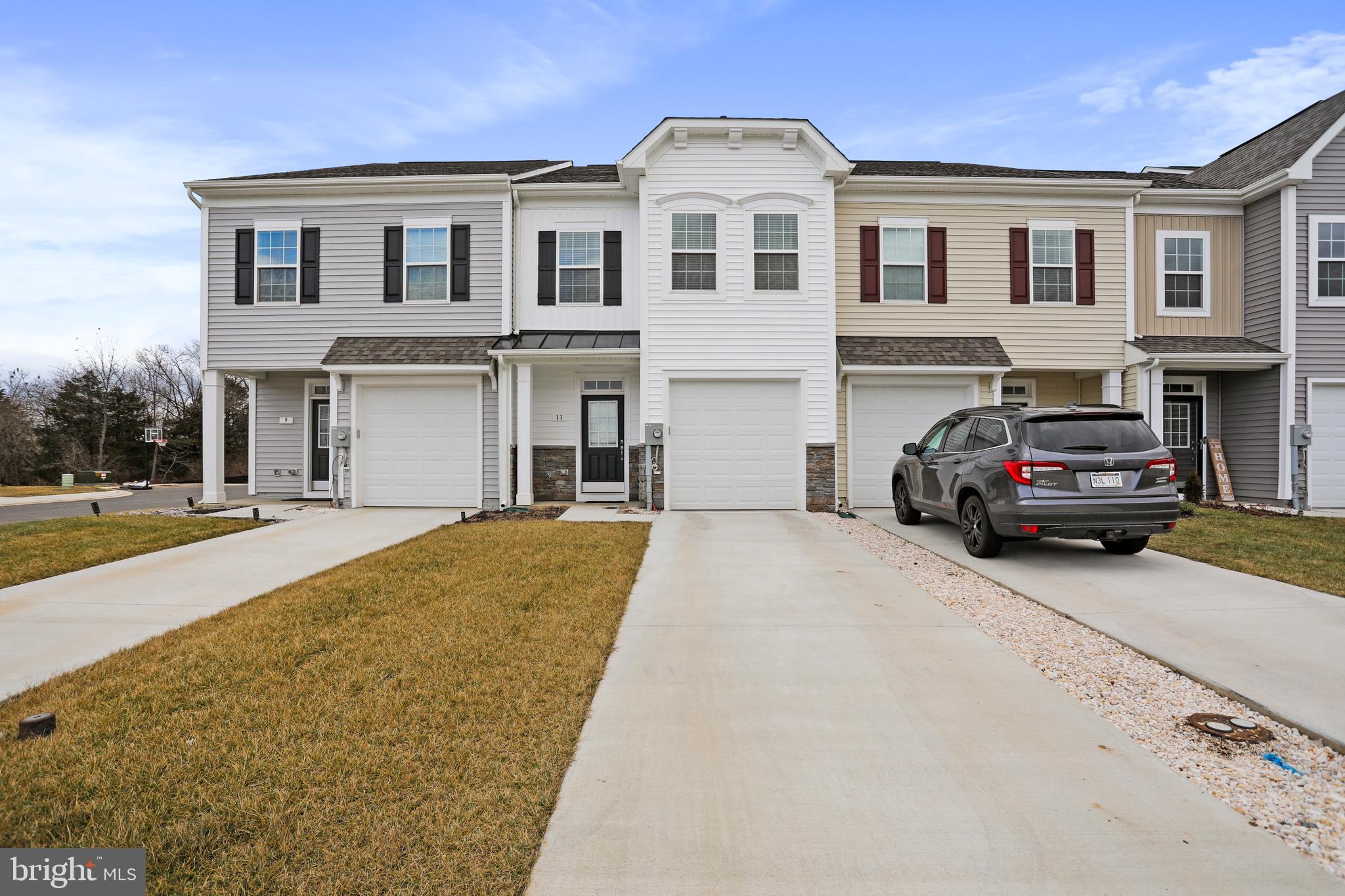 MCCAULEY CROSSING - Residential