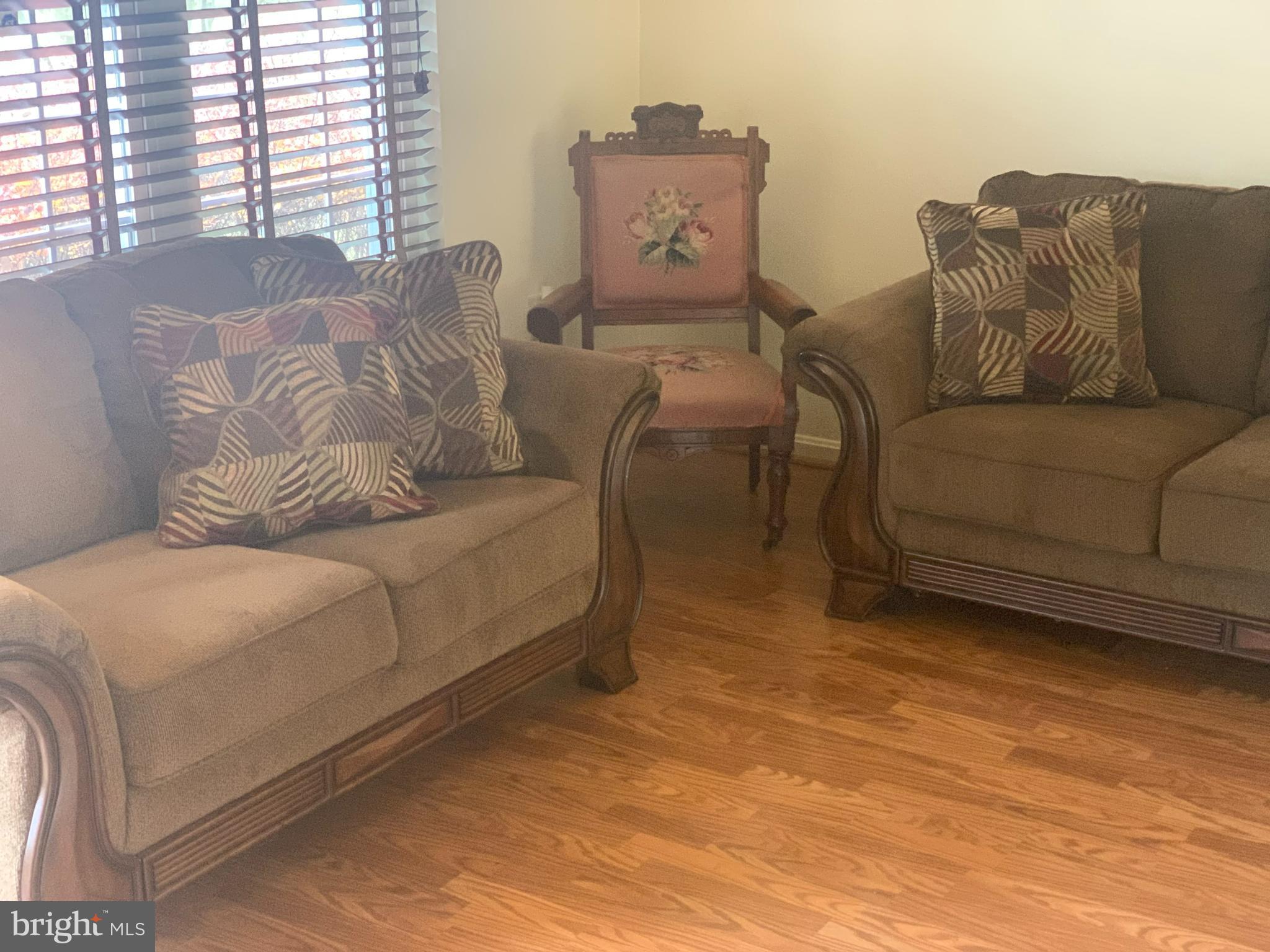 ENTERPRISE KNOLLS - Residential