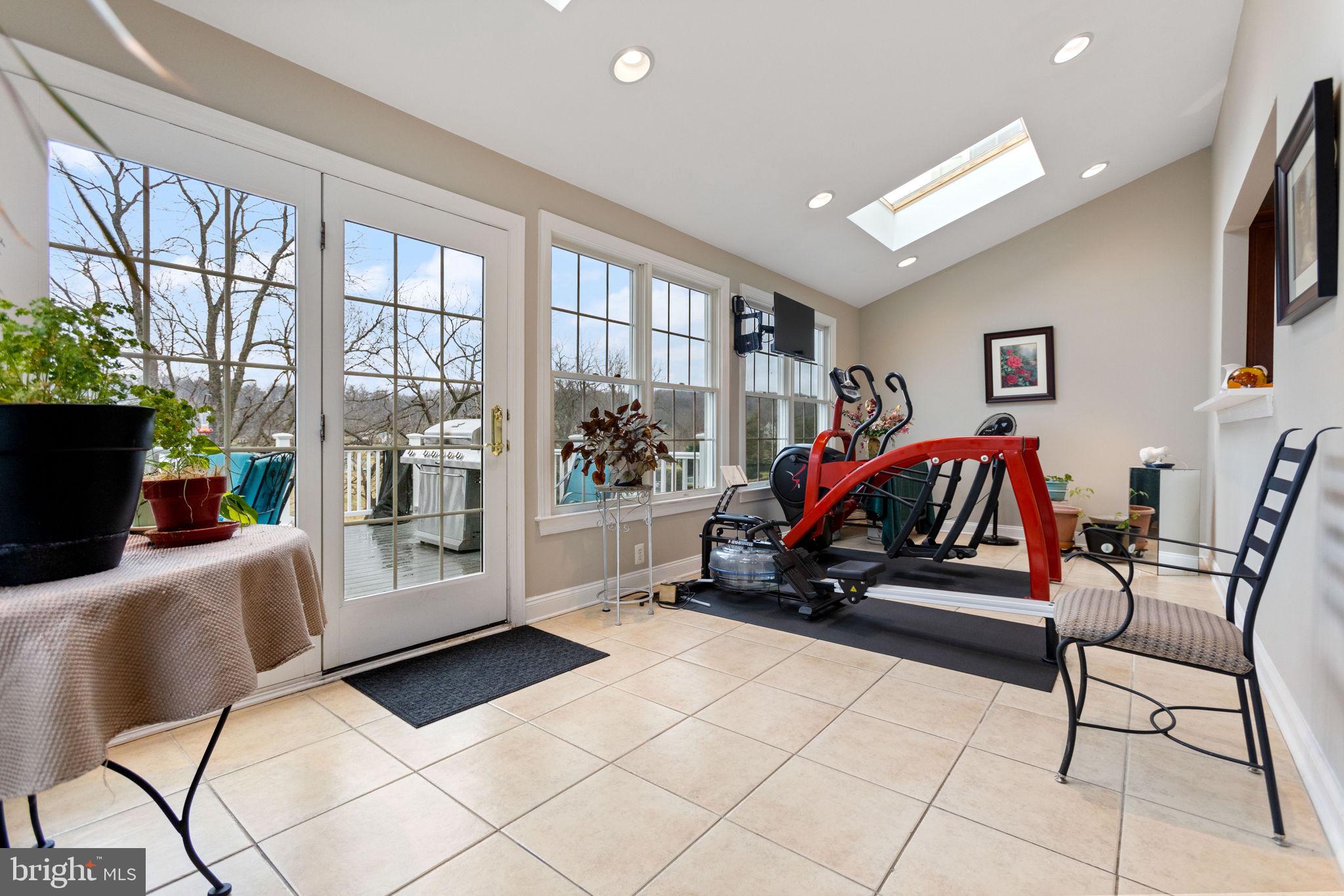 WATERFORD - Residential