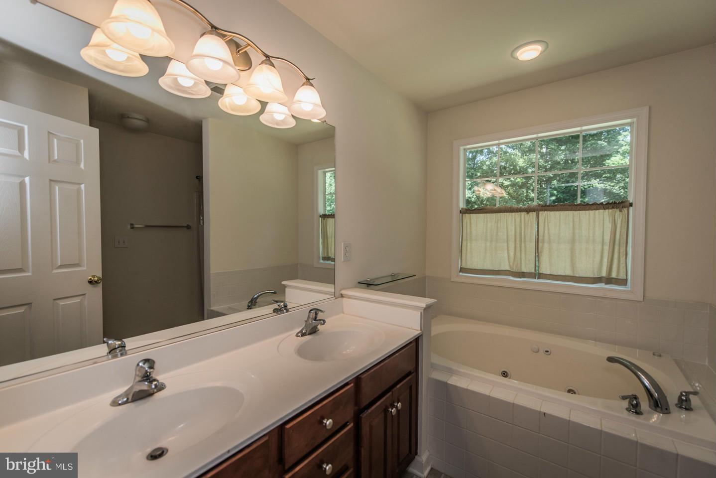 SHANNONDALE - Residential