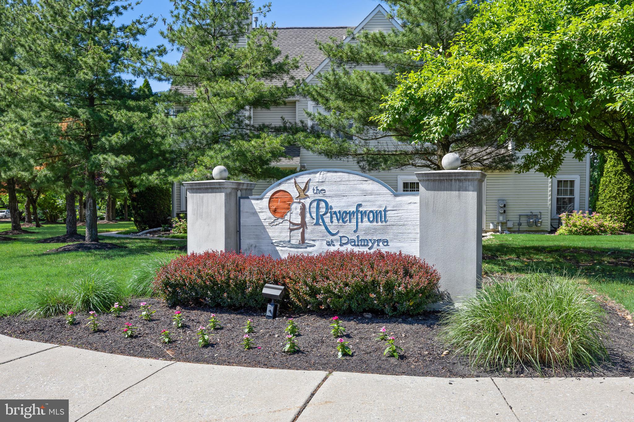1301 LAKESIDE DRIVE