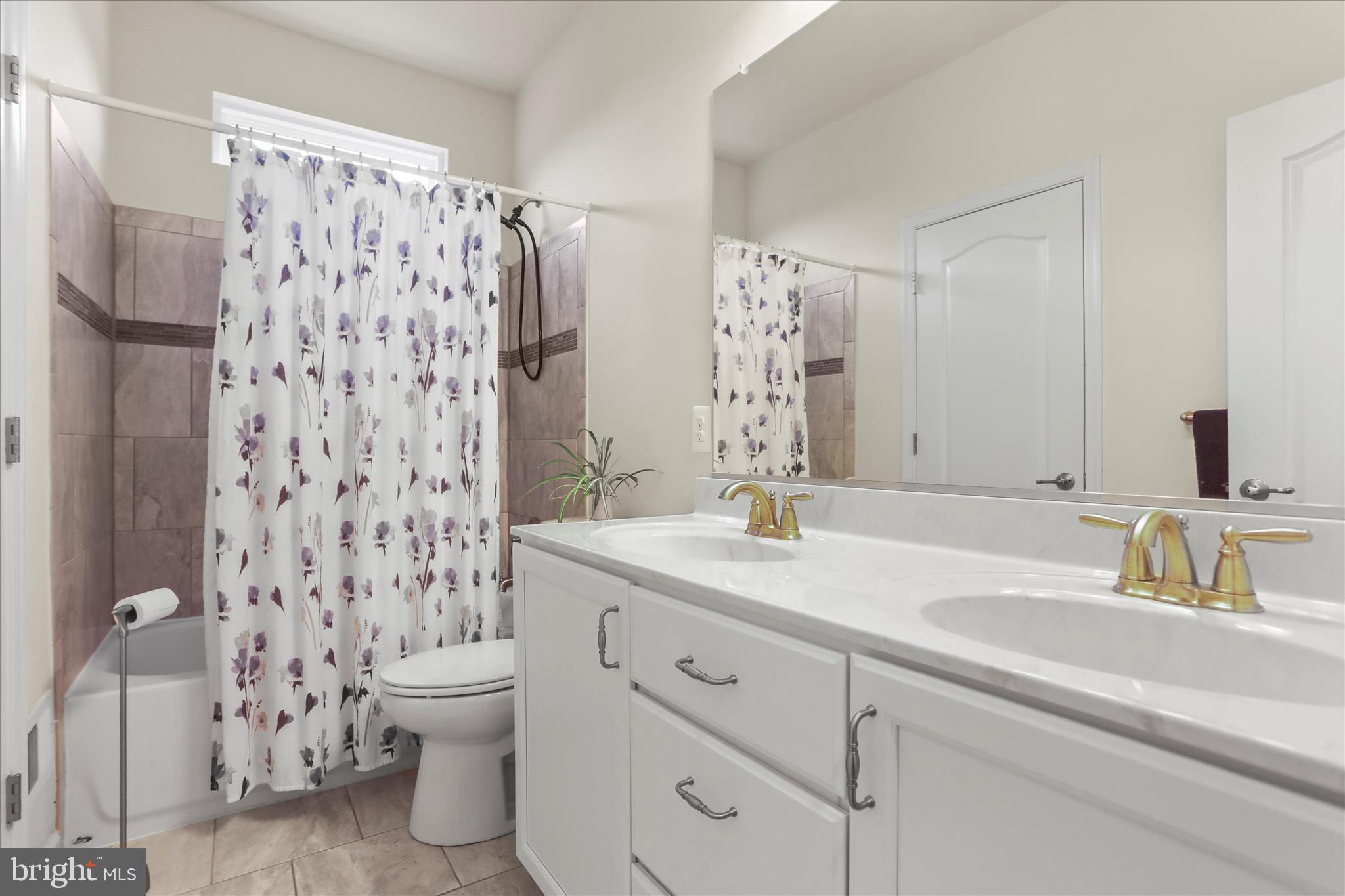 HATTERY FARMS - Residential