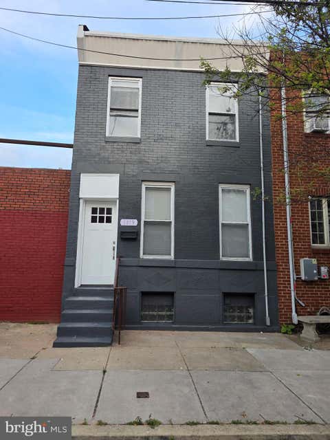 Townhouse For Sale - 1419 S Carlisle Street<br/> PHILADELPHIA, PA 19146